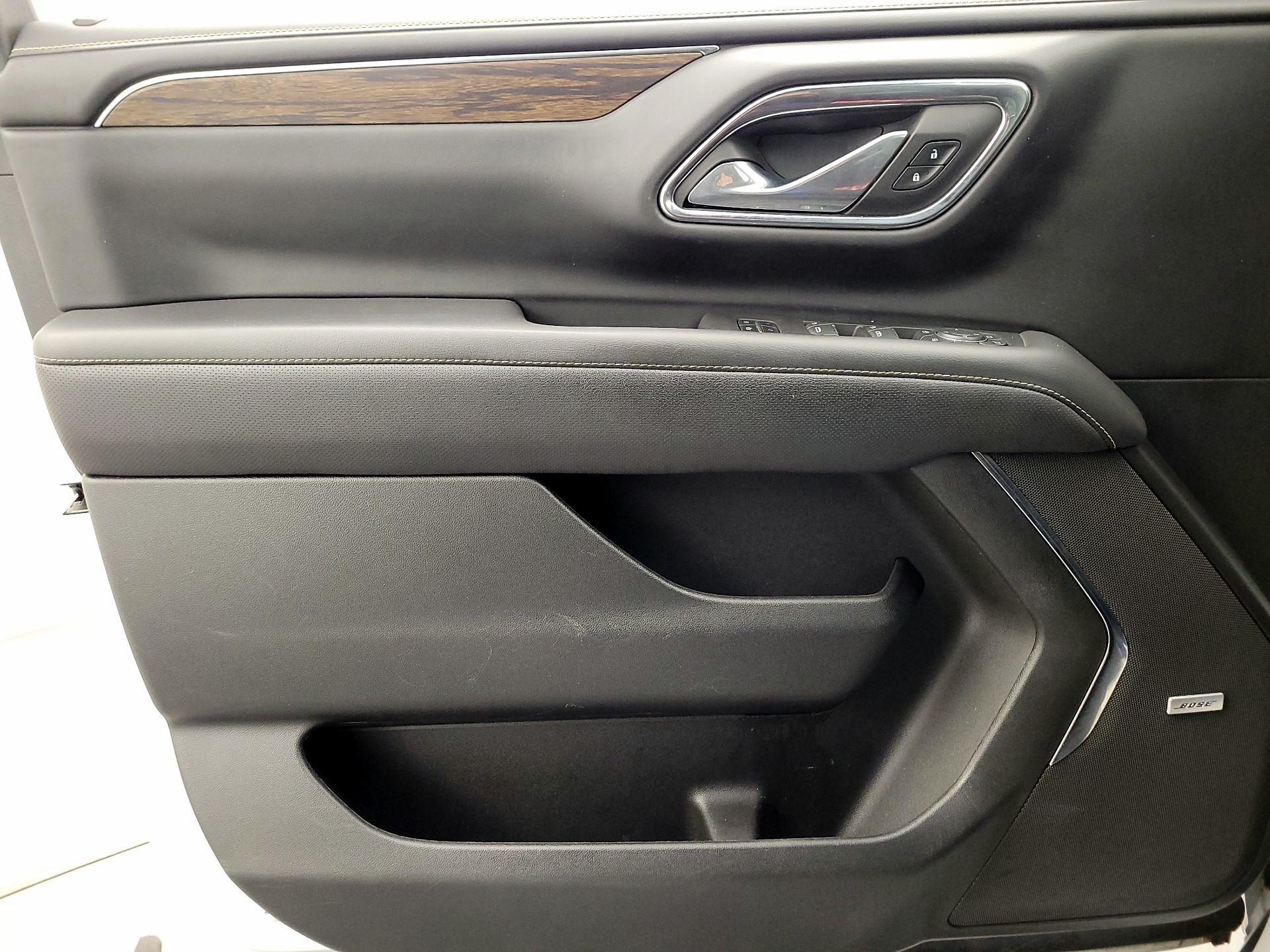 Thumbnail: 2023 Chevrolet Suburban - 12