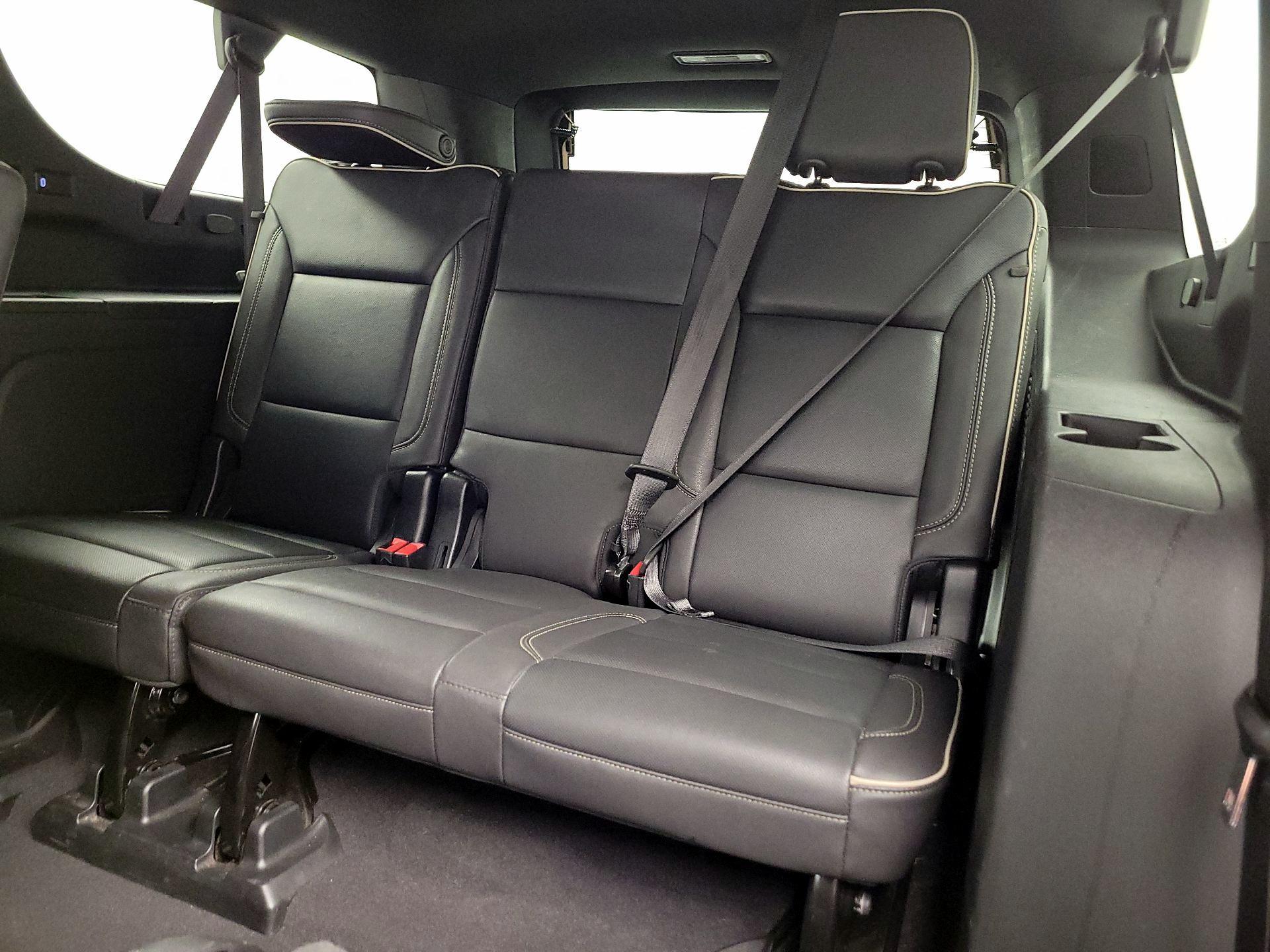 Thumbnail: 2023 Chevrolet Suburban - 20