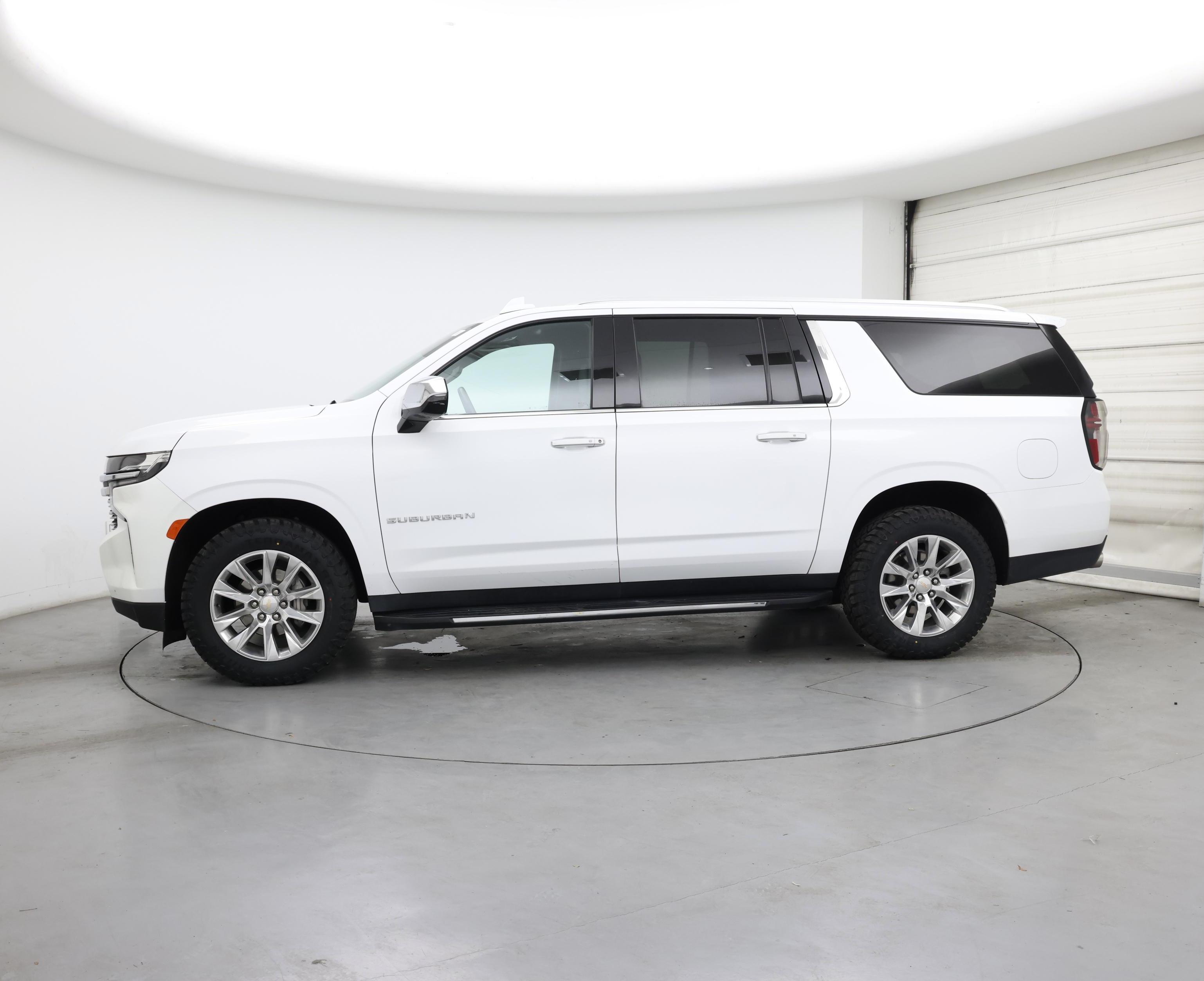 Thumbnail: 2023 Chevrolet Suburban - 3