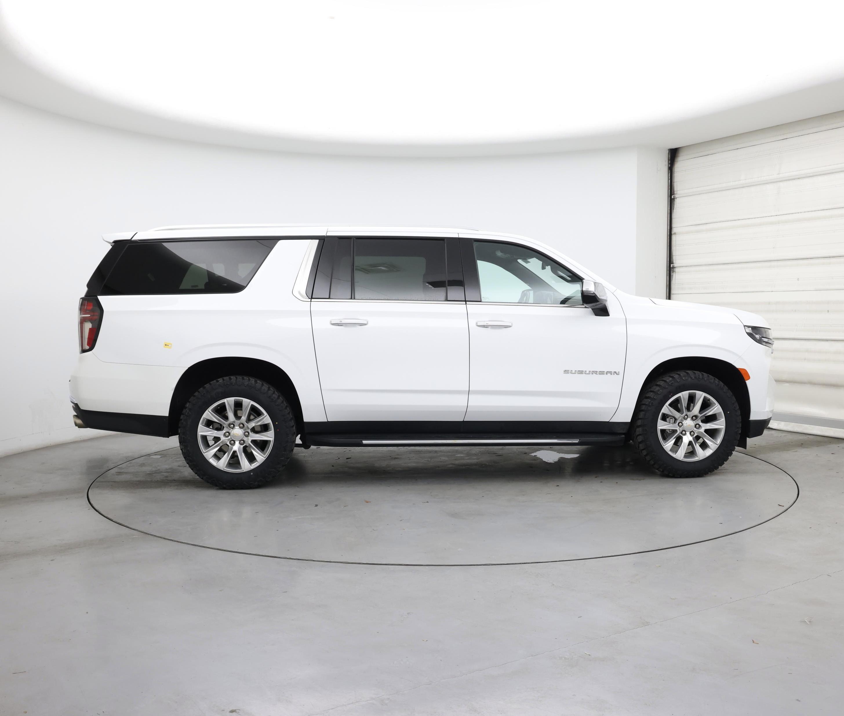 Thumbnail: 2023 Chevrolet Suburban - 7