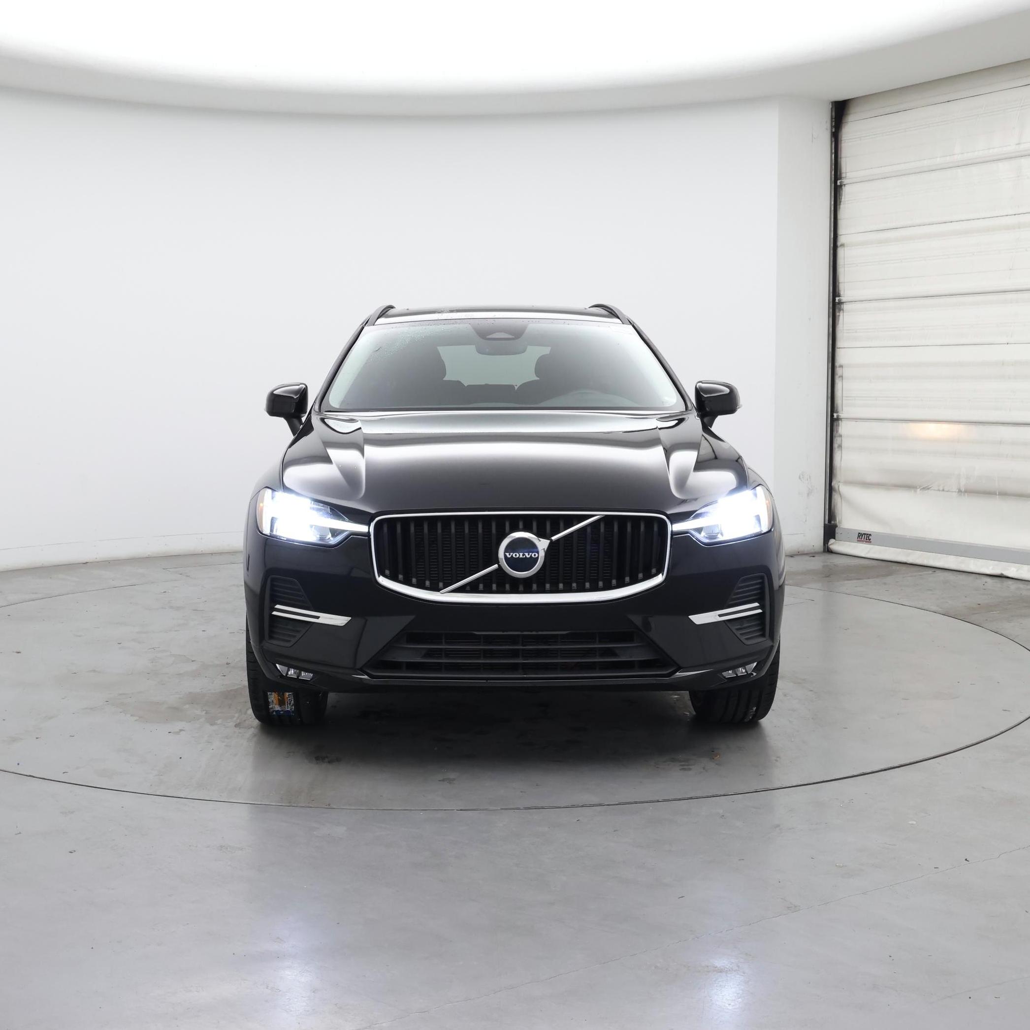 Thumbnail: 2022 Volvo XC60 - 5