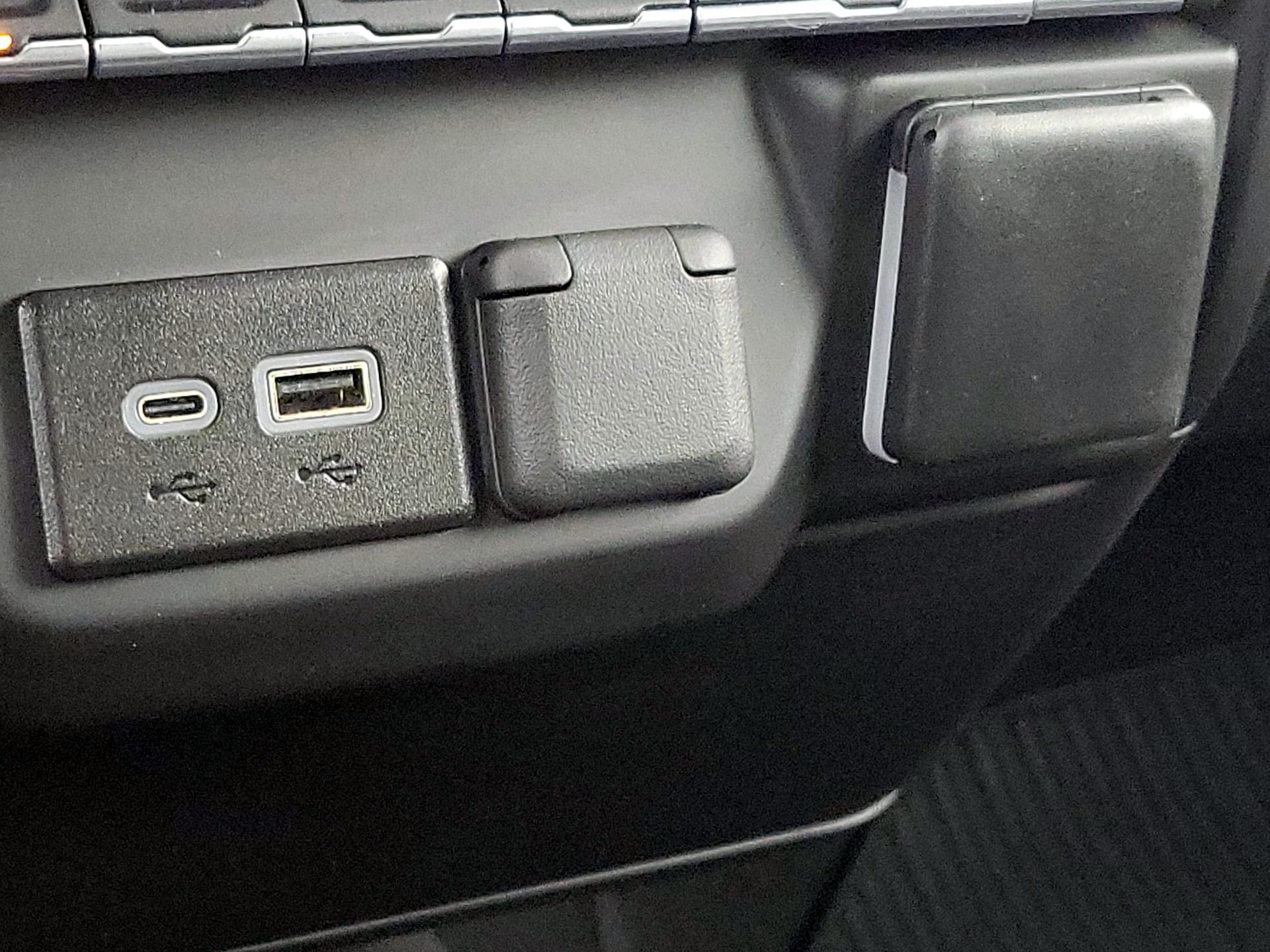 Thumbnail: 2024 Chevrolet Silverado 2500 - 18