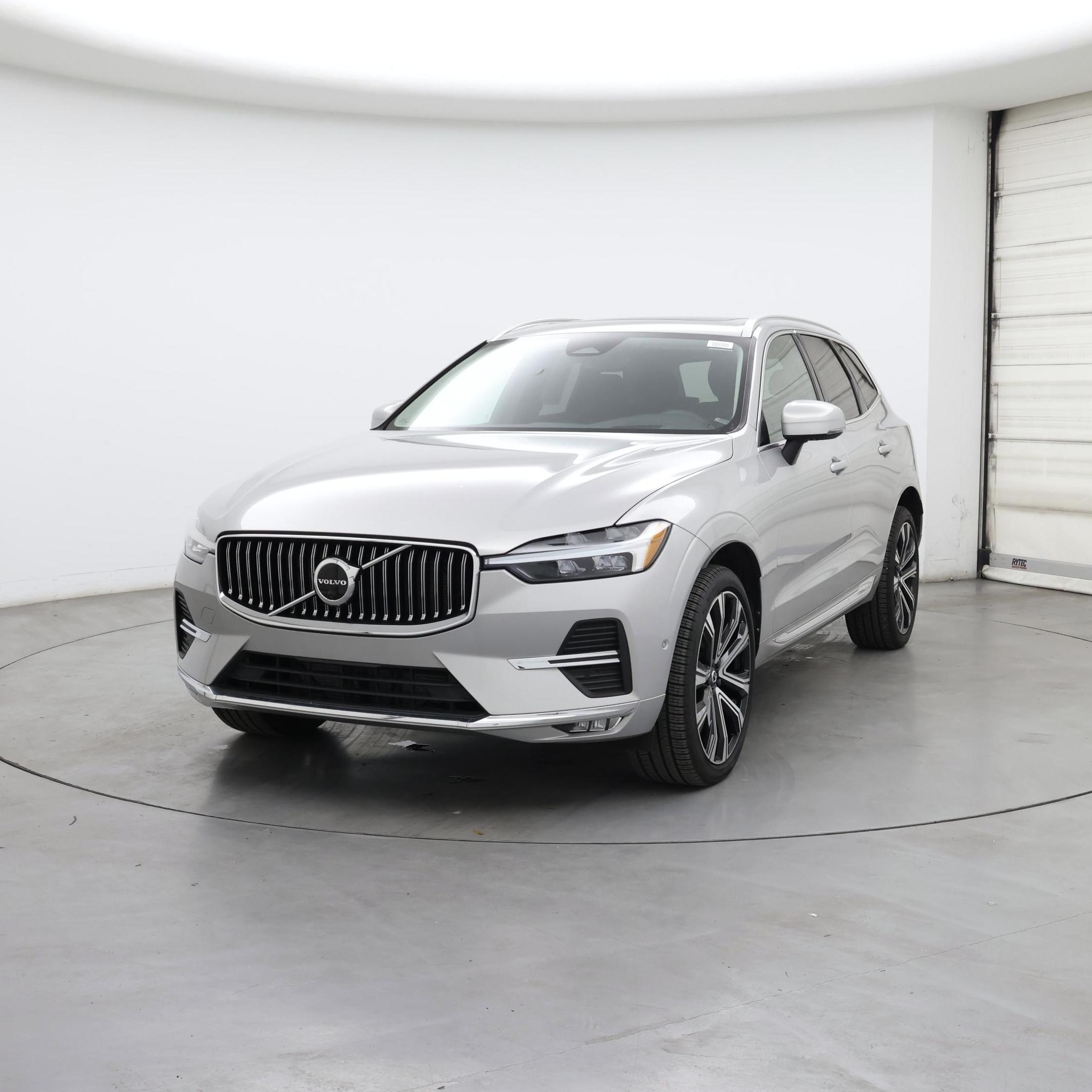 Thumbnail: 2023 Volvo XC60 - 4