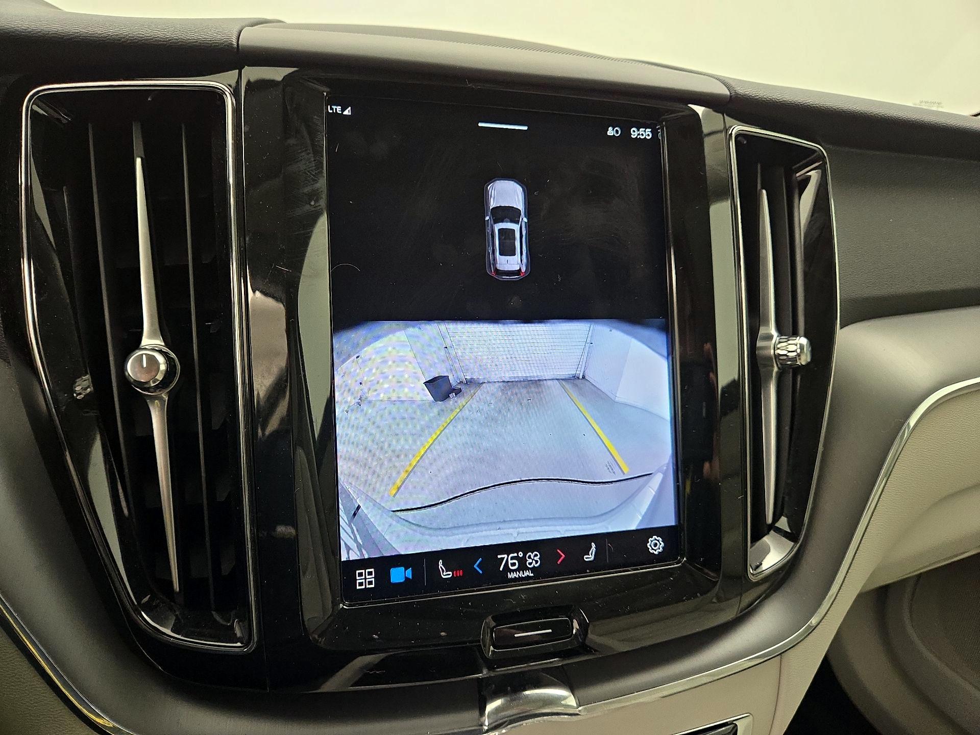 Thumbnail: 2024 Volvo XC60 - 14