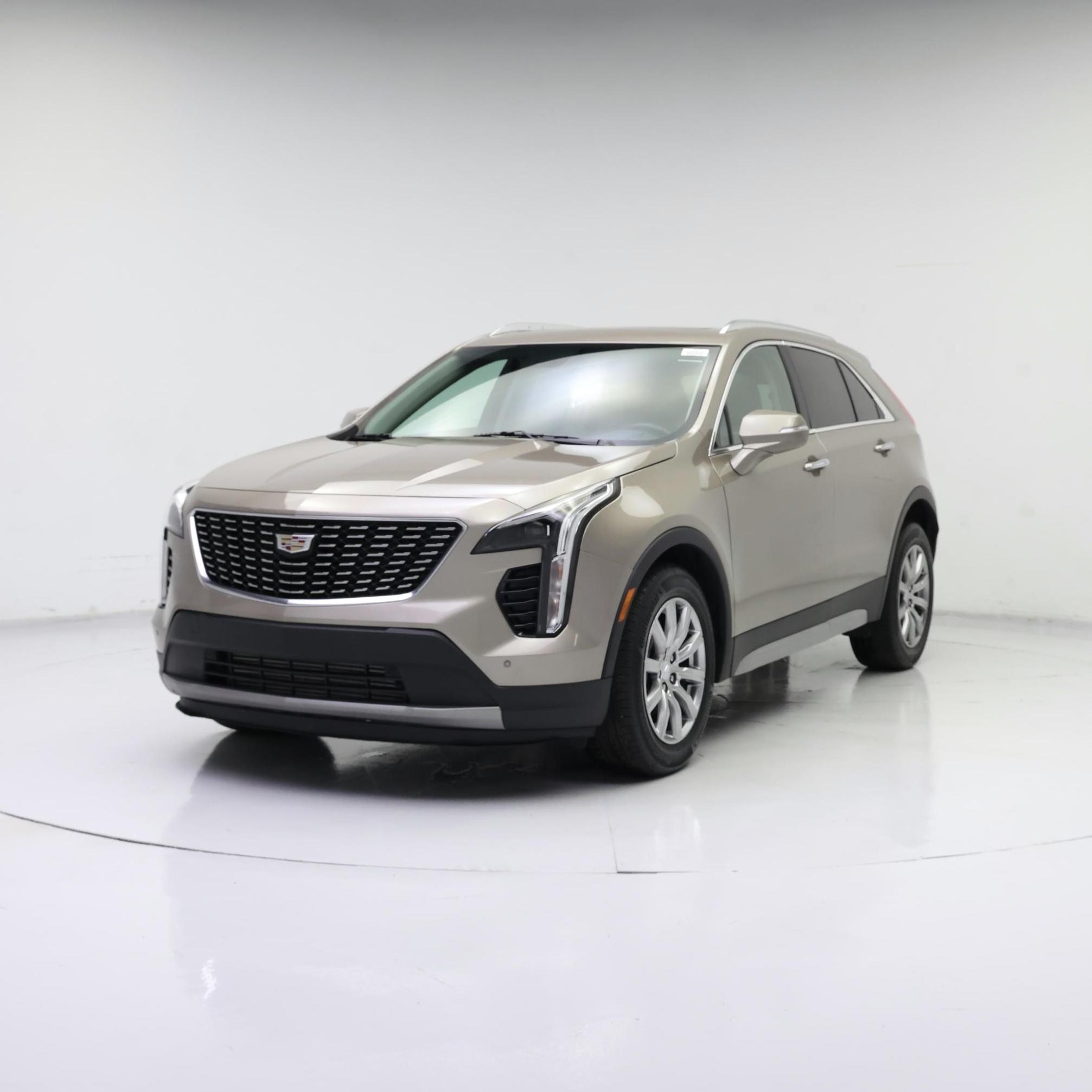 Thumbnail: 2023 Cadillac XT4 - 4