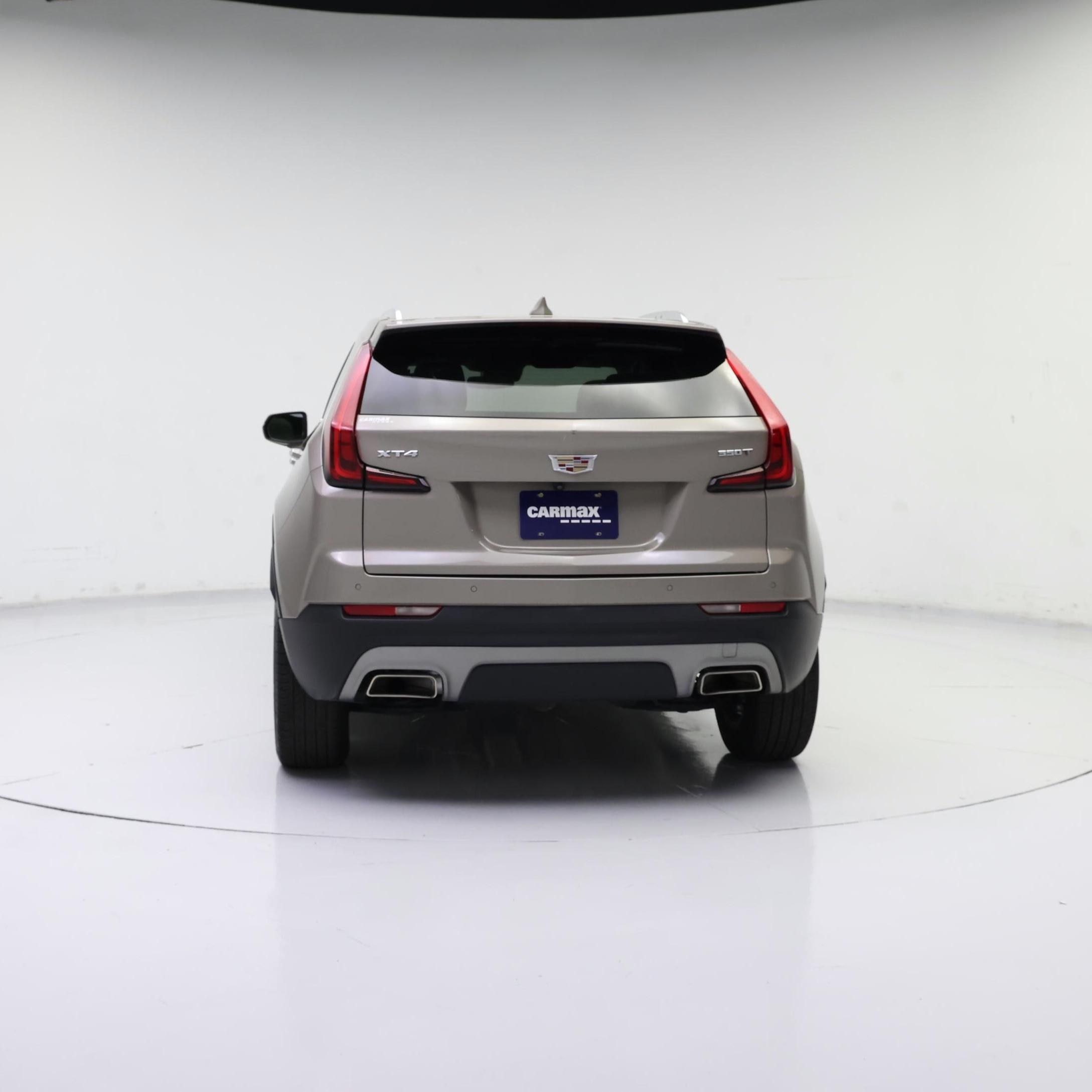 Thumbnail: 2023 Cadillac XT4 - 6