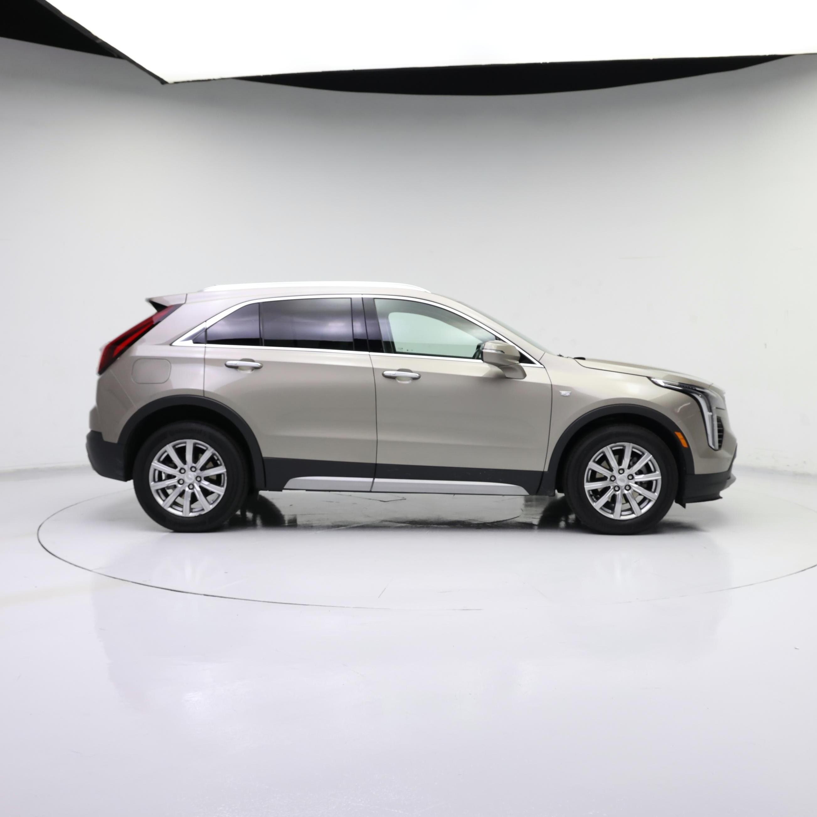 Thumbnail: 2023 Cadillac XT4 - 7