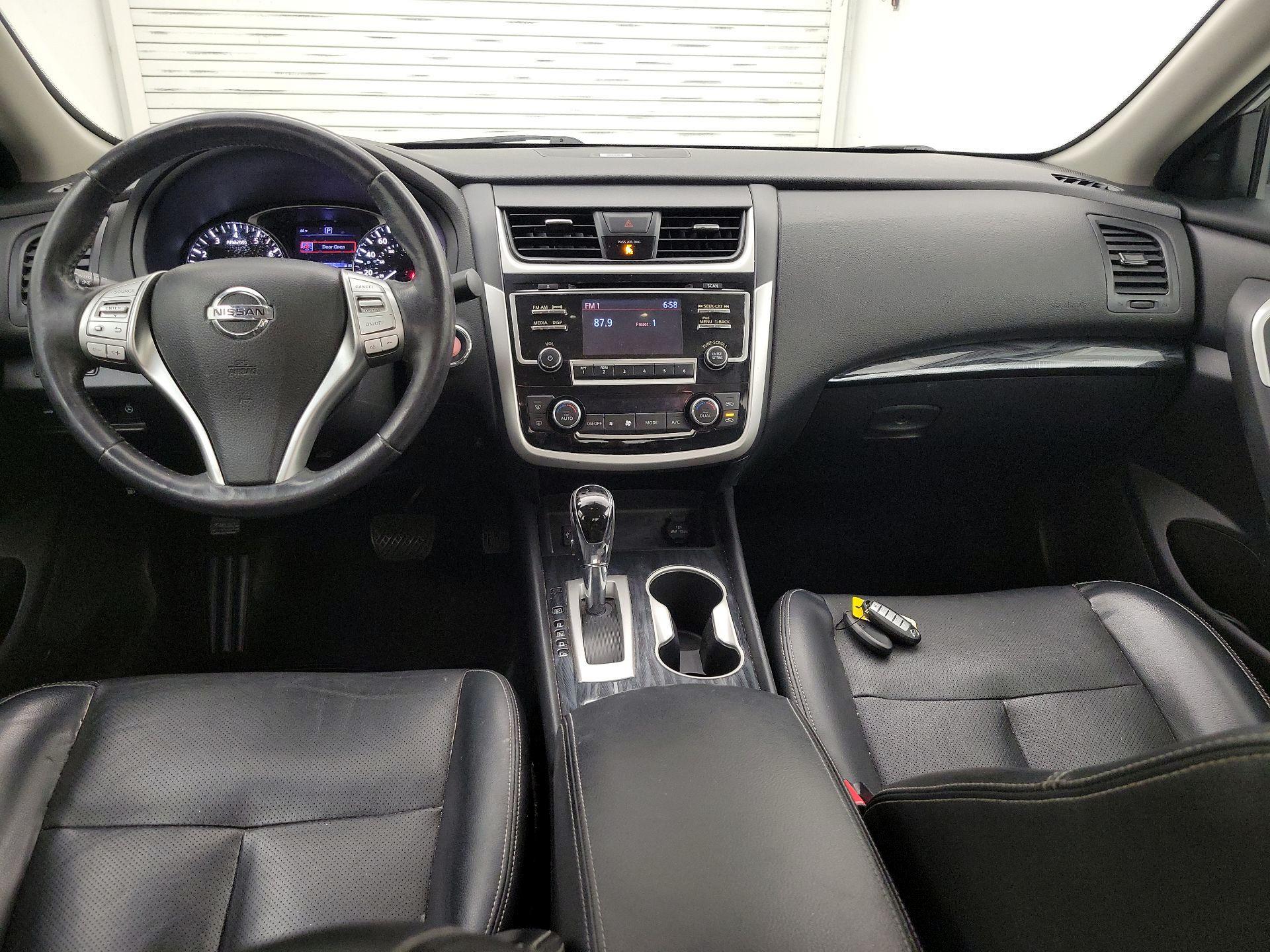 Thumbnail: 2018 Nissan Altima - 9