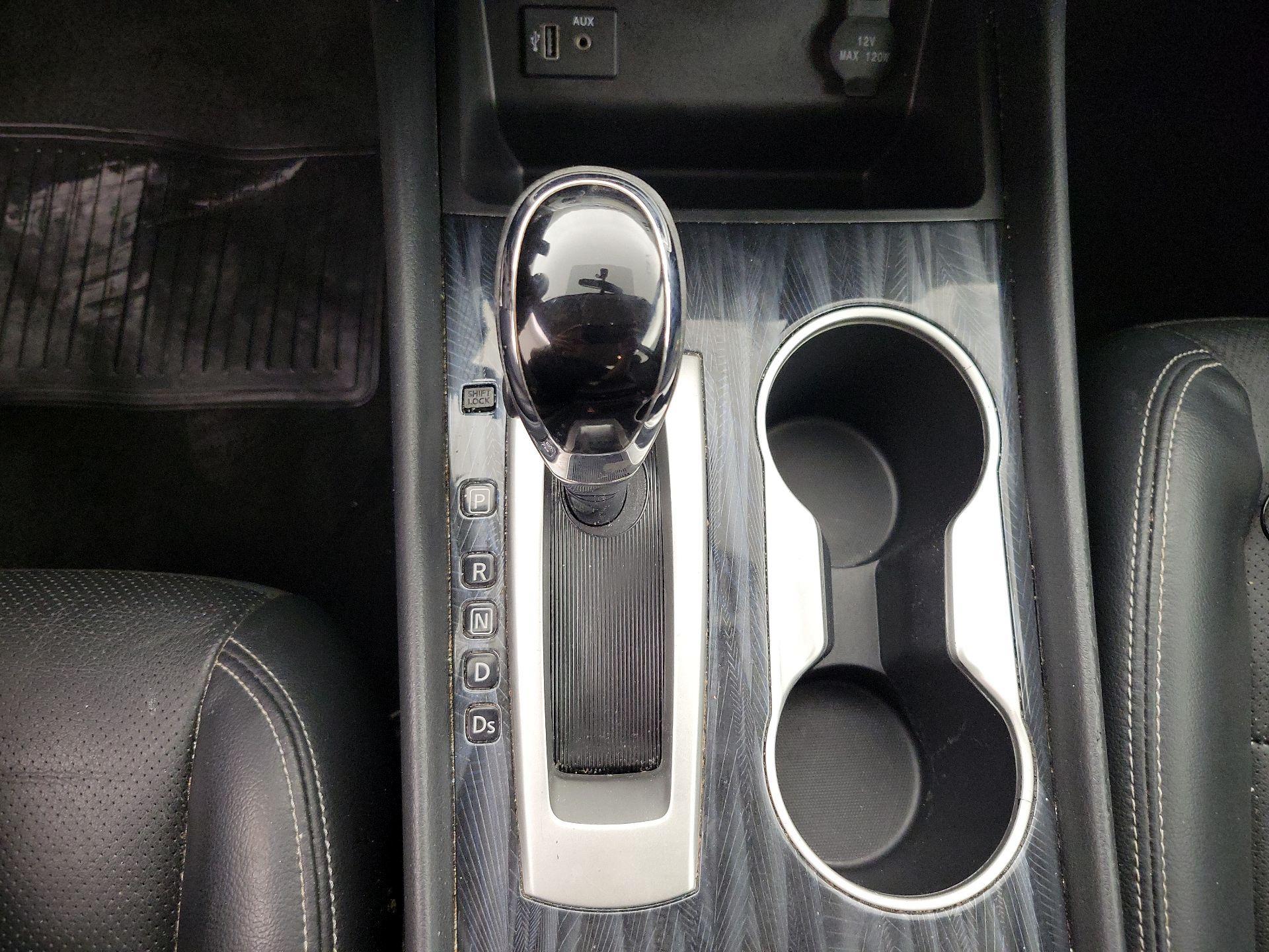 Thumbnail: 2018 Nissan Altima - 17