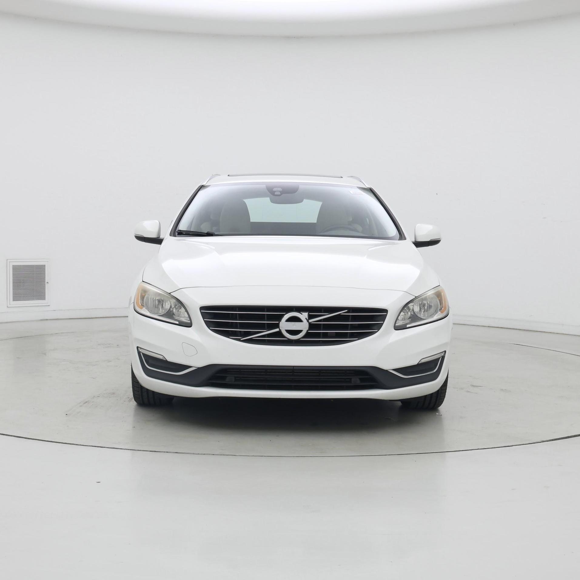 Thumbnail: 2016 Volvo V60 - 5