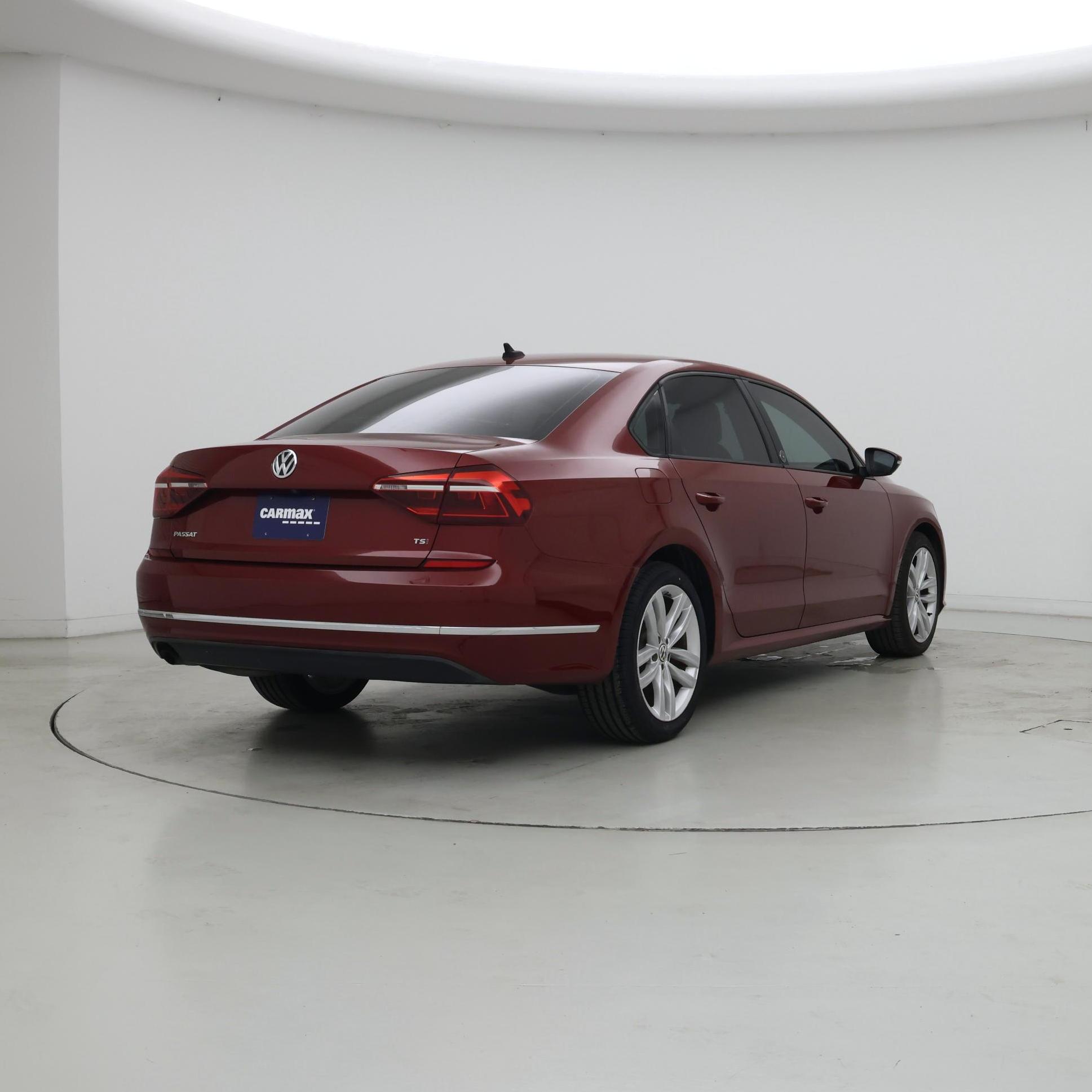 Thumbnail: 2019 Volkswagen Passat - 8
