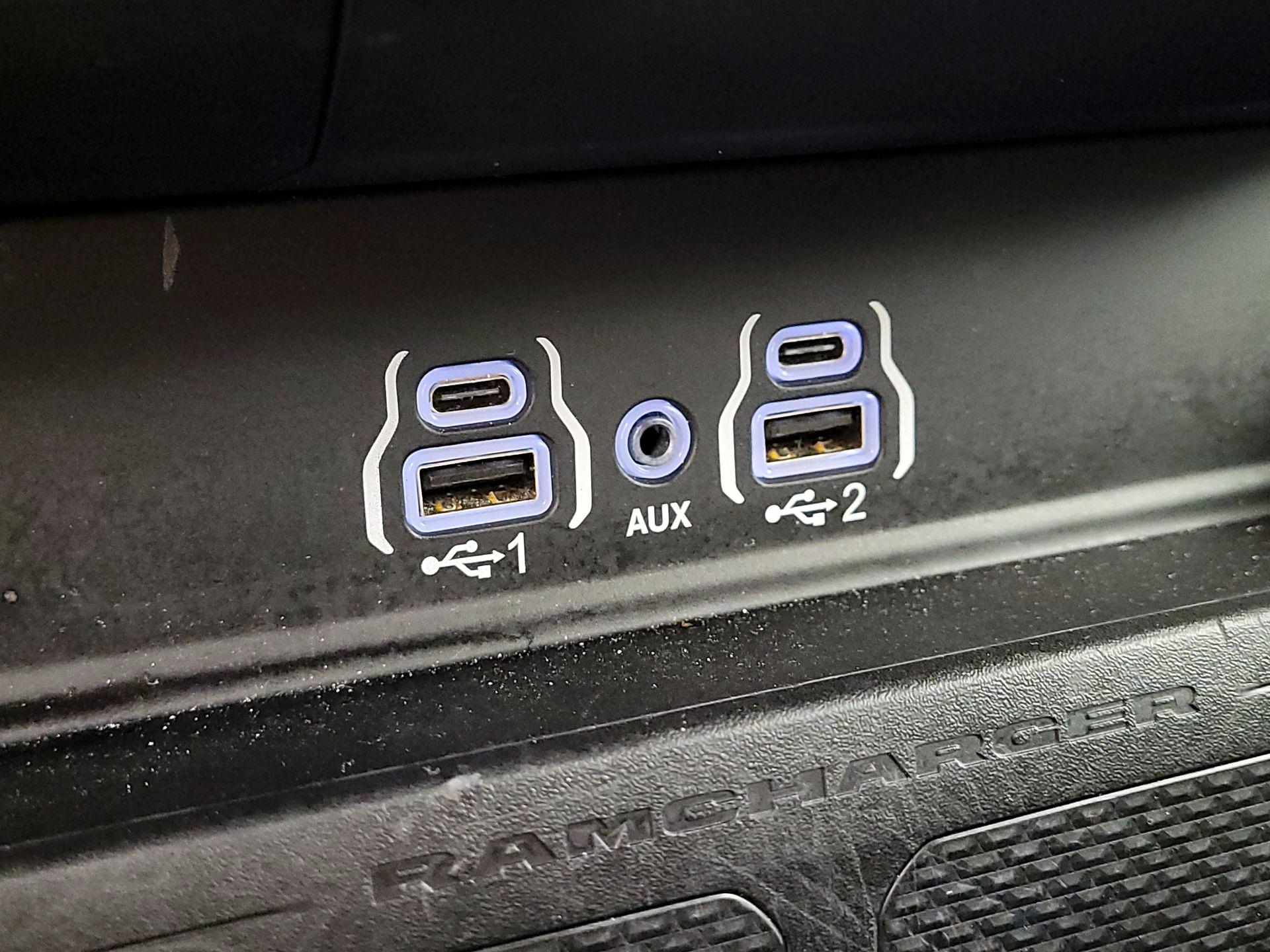 Thumbnail: 2025 RAM 1500 - 18