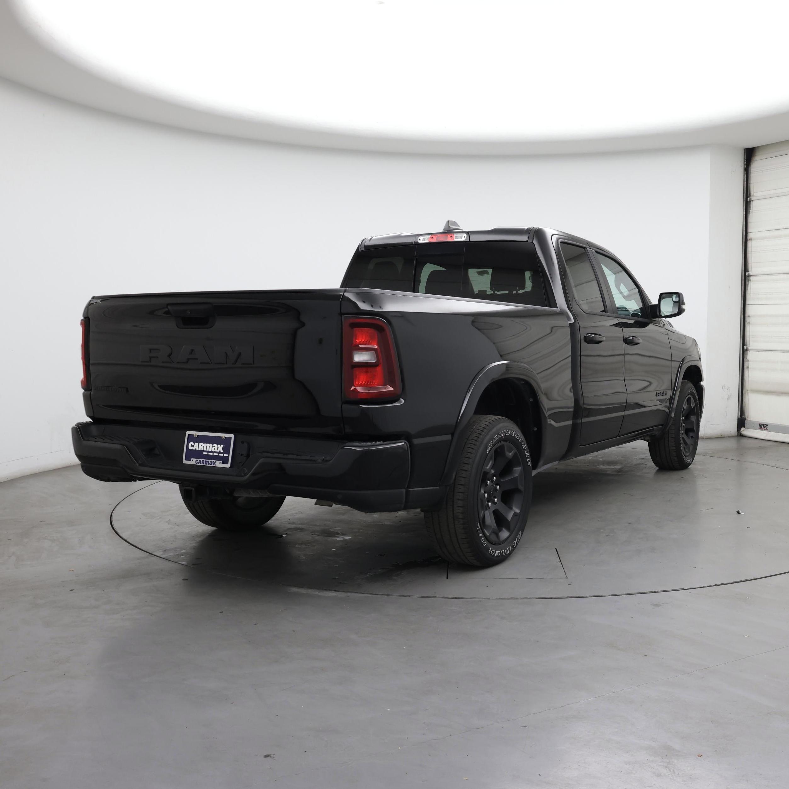 Thumbnail: 2025 RAM 1500 - 8