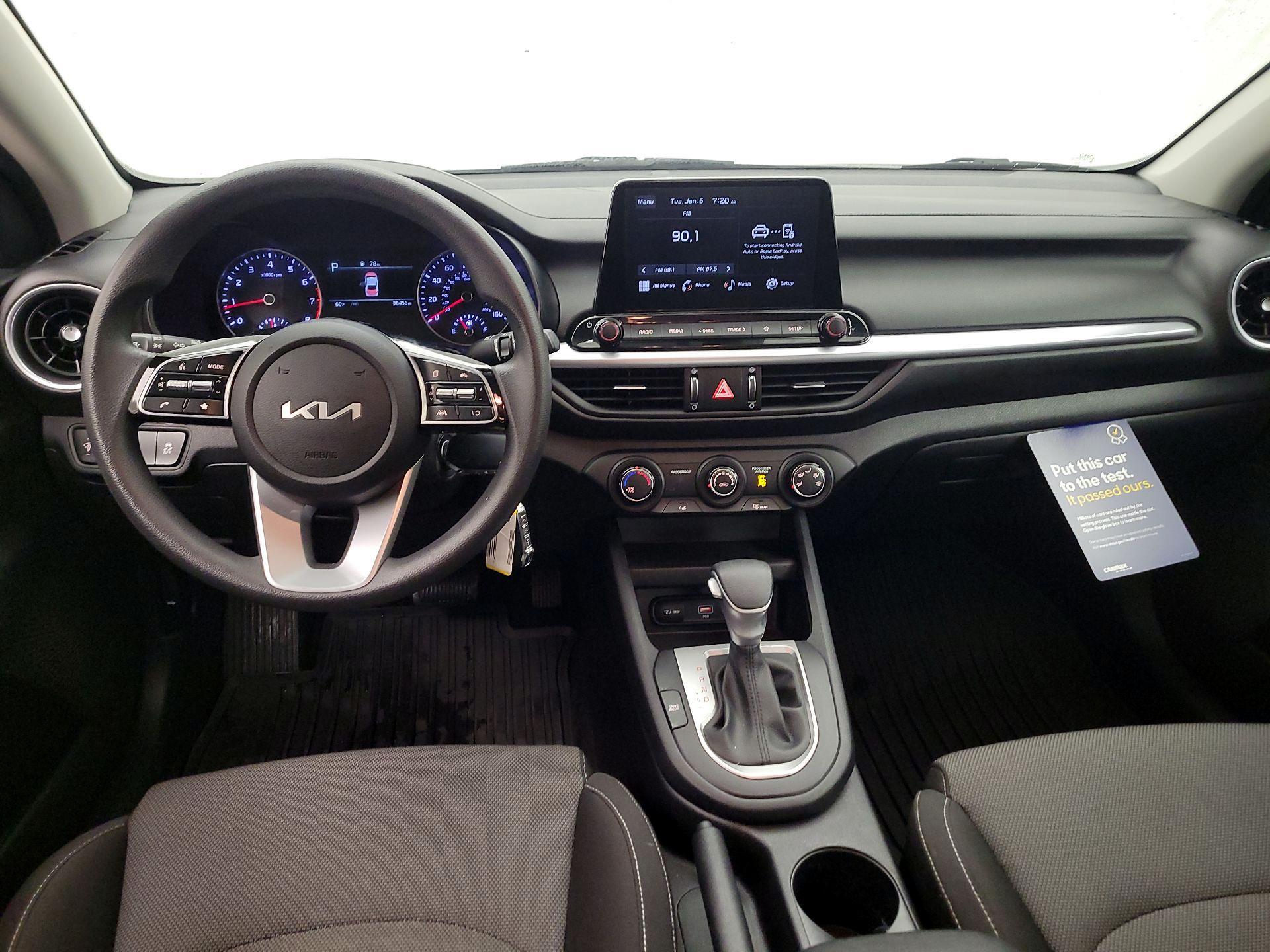 Thumbnail: 2023 Kia Forte - 9