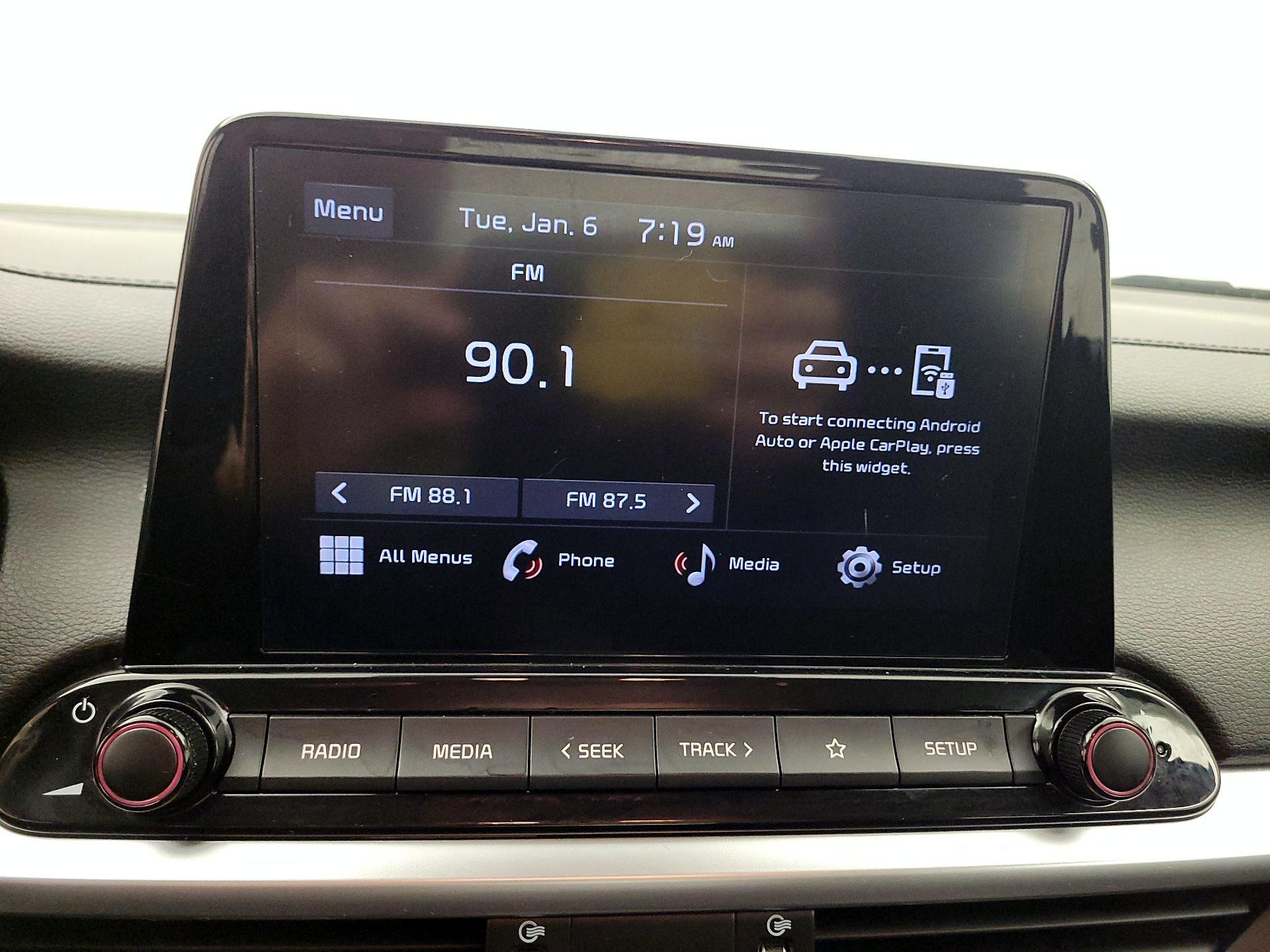 Thumbnail: 2023 Kia Forte - 13