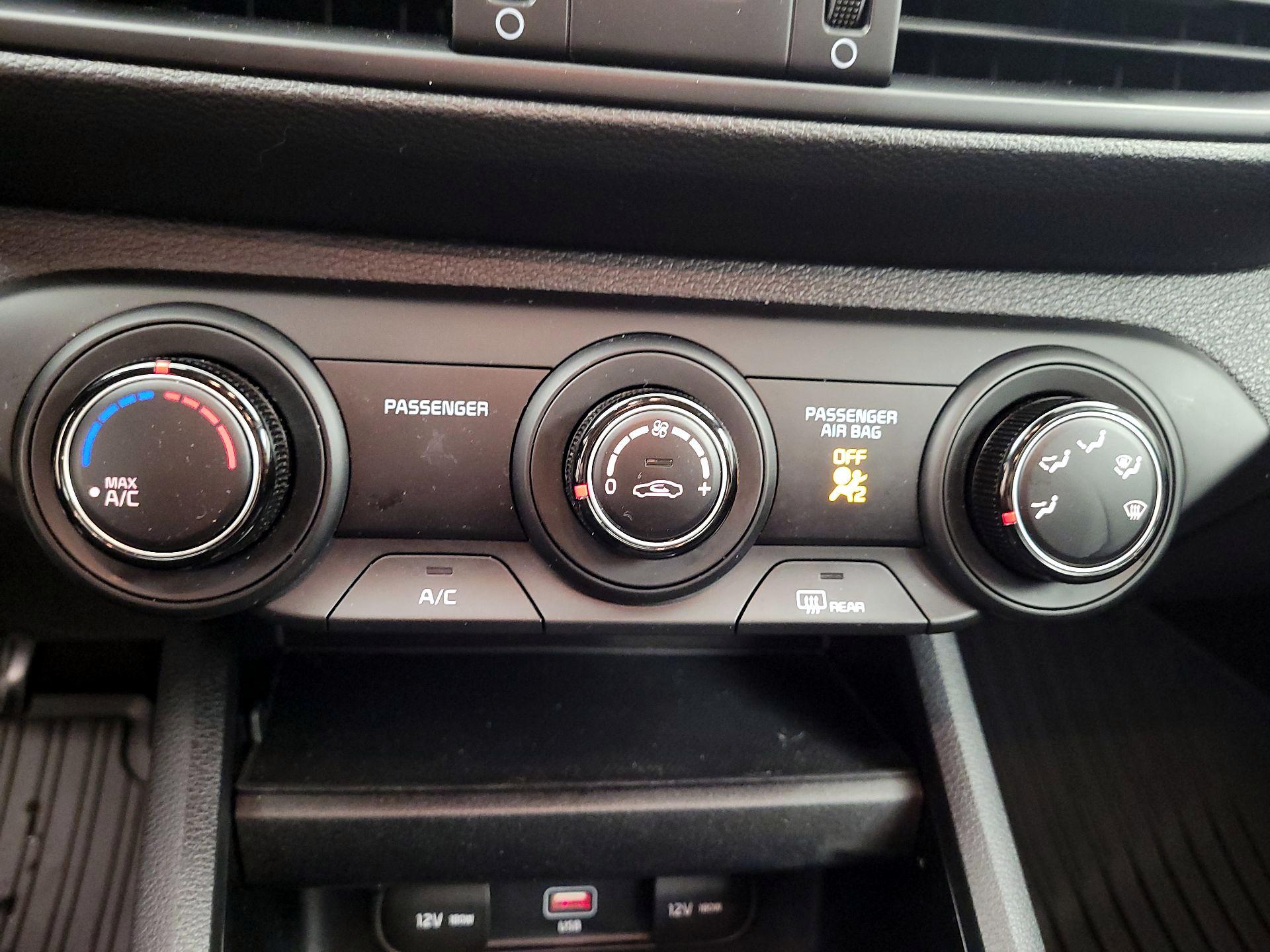 Thumbnail: 2023 Kia Forte - 14