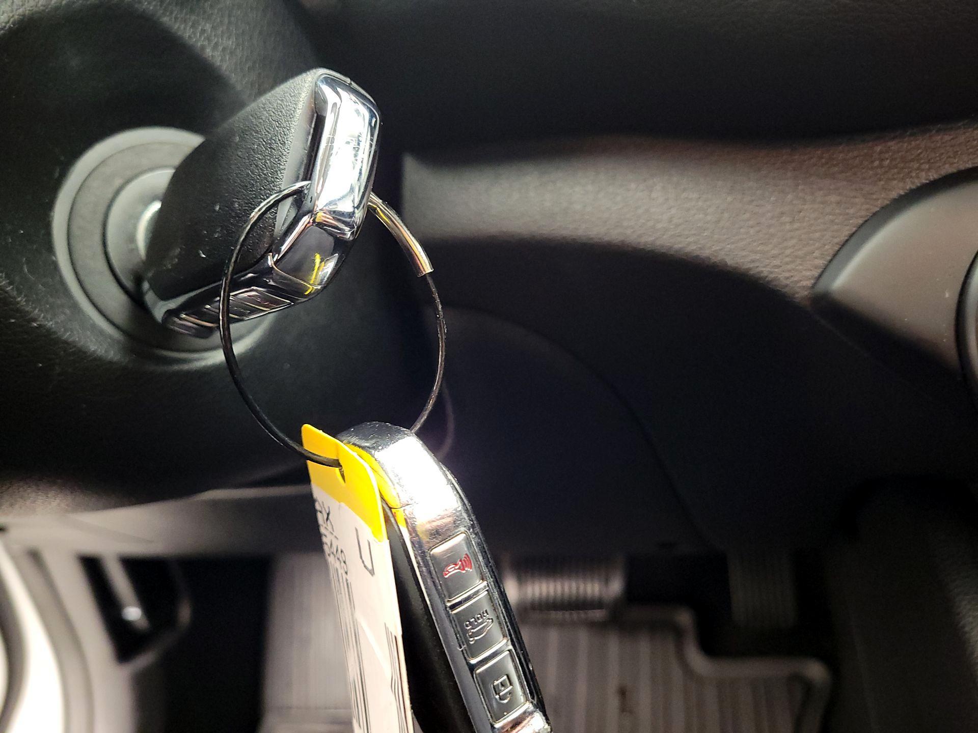 Thumbnail: 2023 Kia Forte - 18