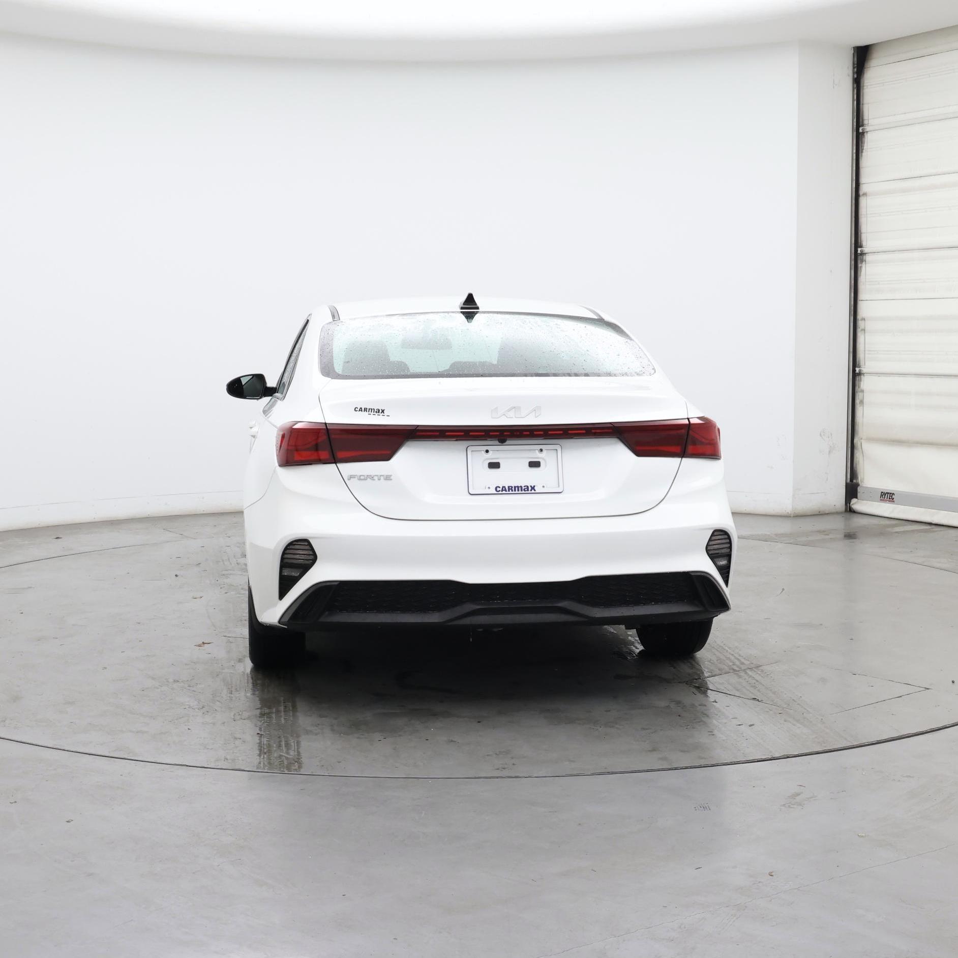 Thumbnail: 2023 Kia Forte - 6