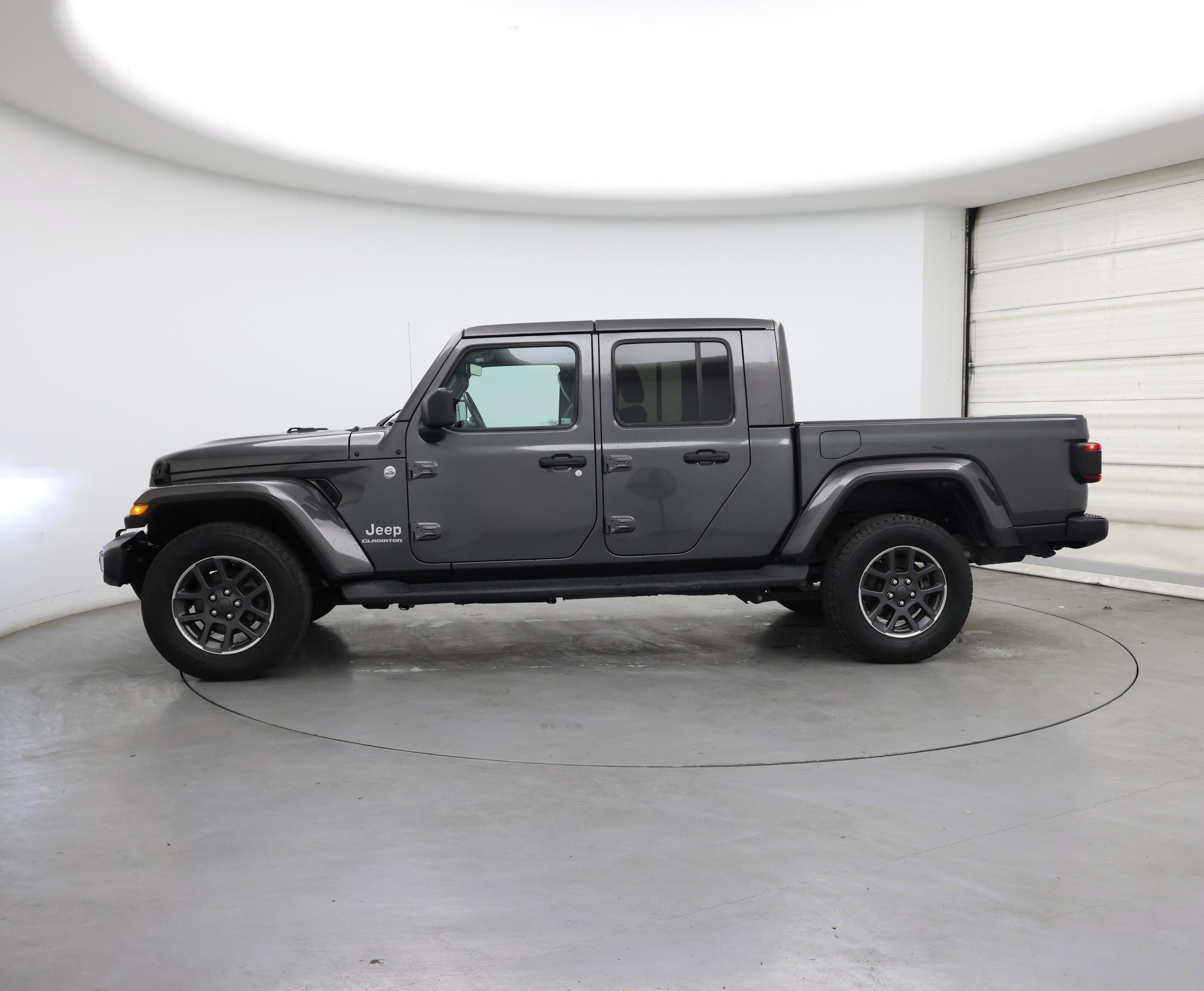 Thumbnail: 2021 Jeep Gladiator - 3