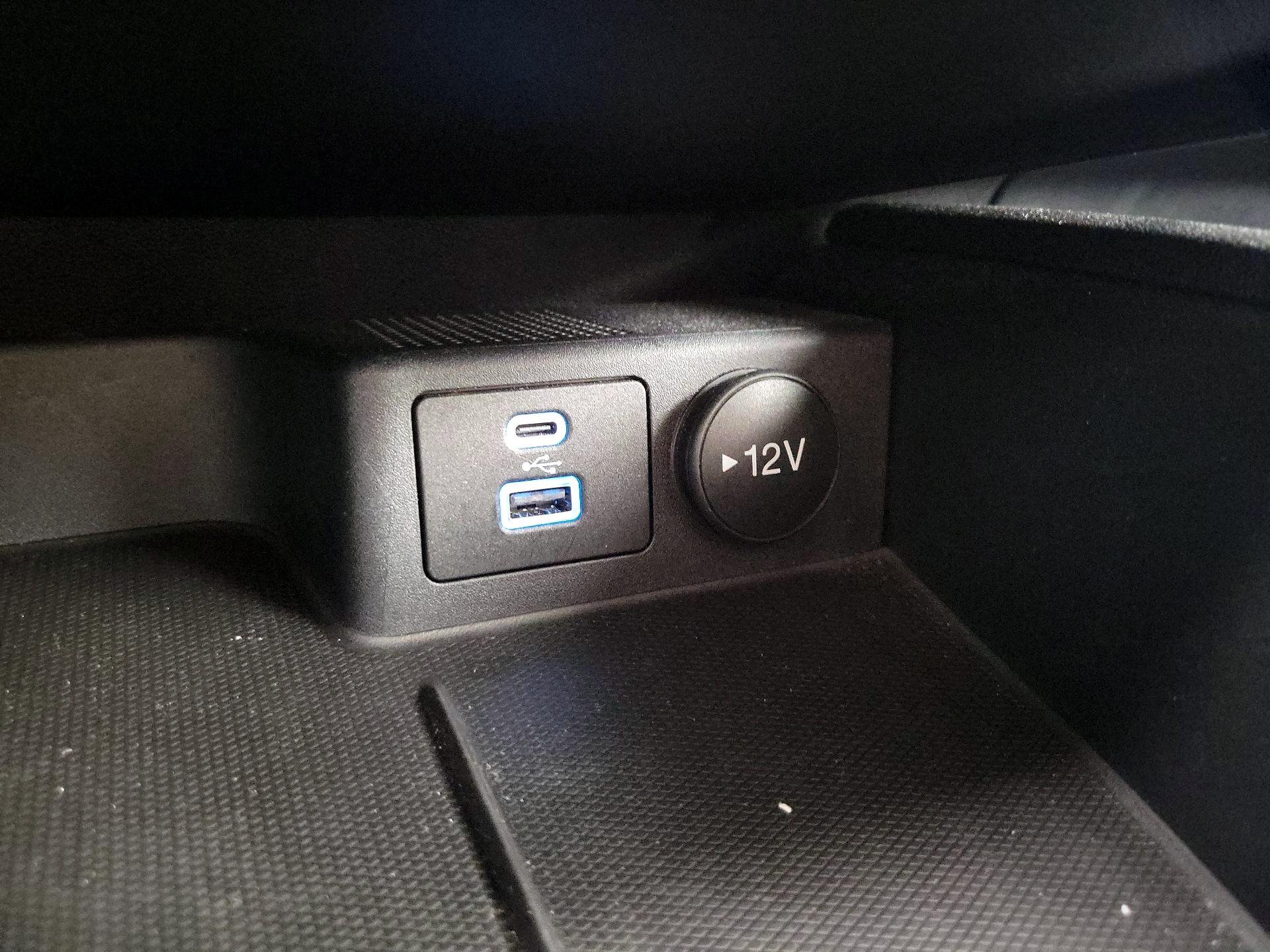 Thumbnail: 2022 Ford Escape - 18