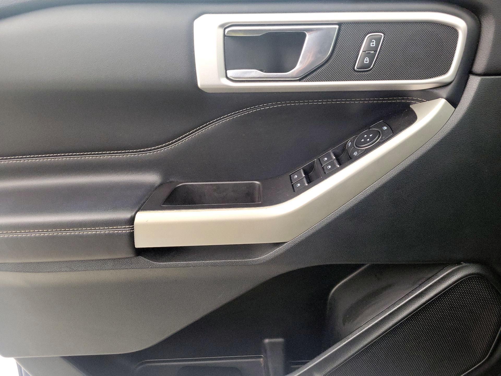 Thumbnail: 2021 Ford Explorer - 12