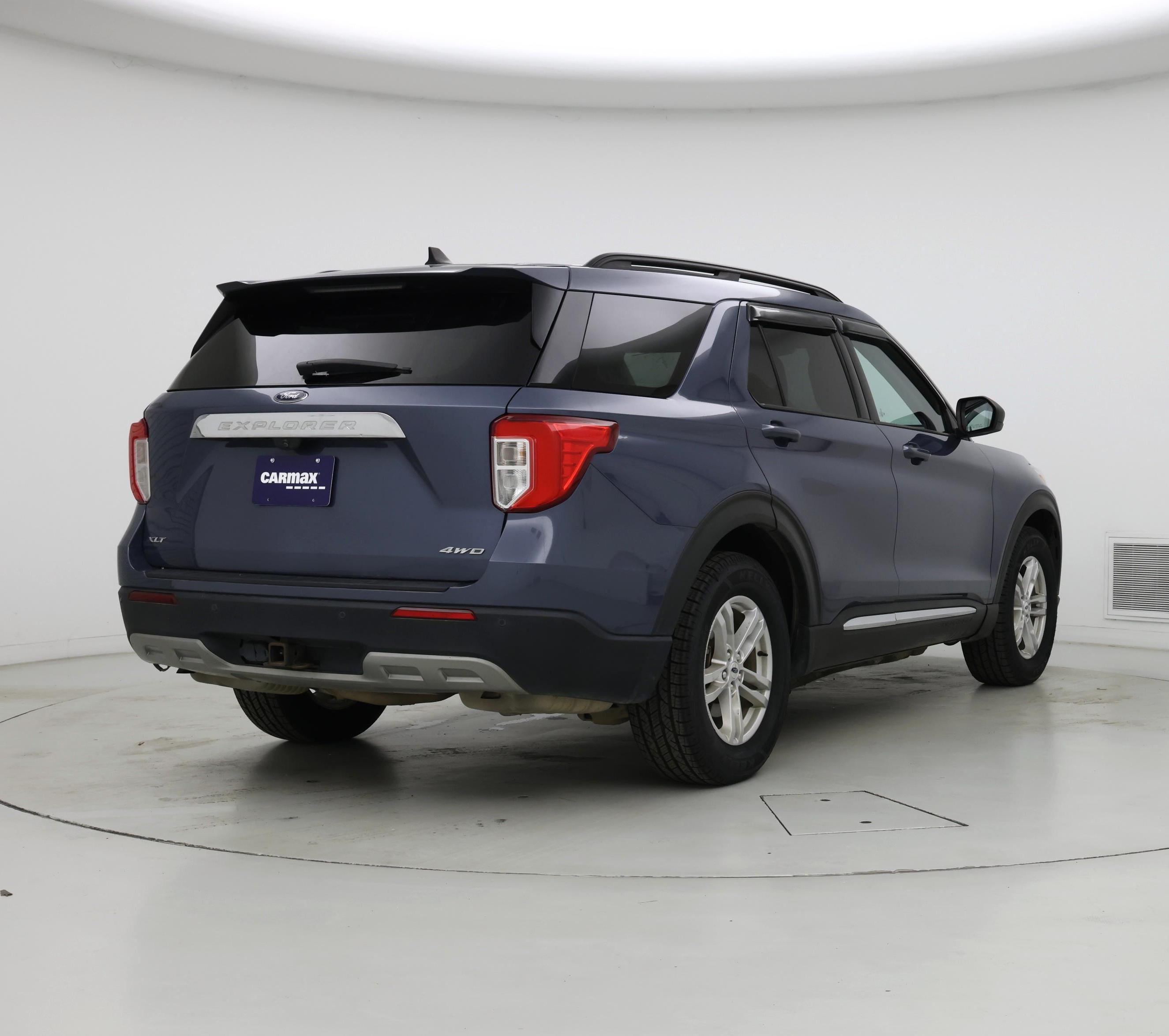 Thumbnail: 2021 Ford Explorer - 8