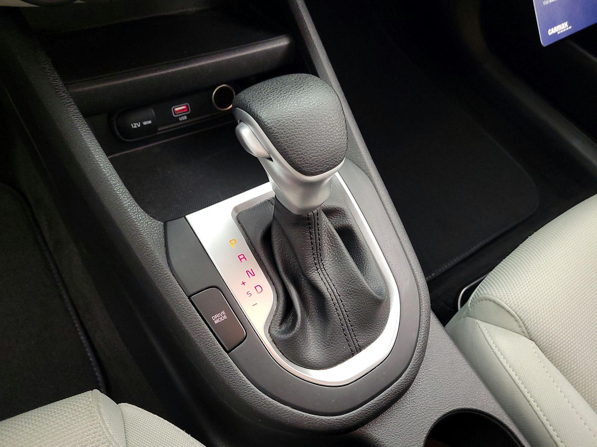 Thumbnail: 2023 Kia Forte - 17