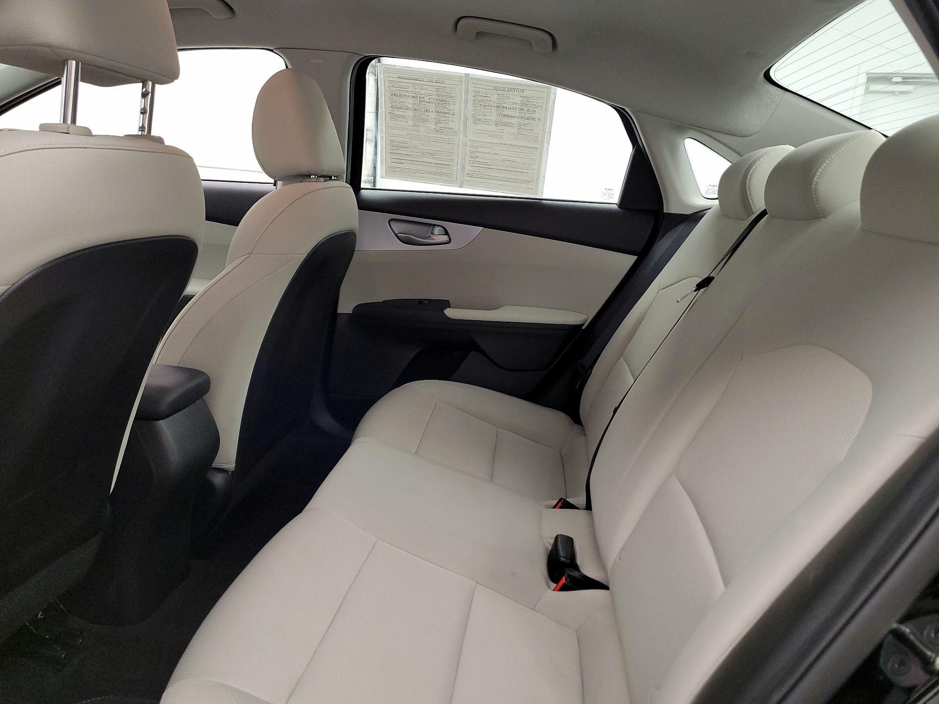 Thumbnail: 2023 Kia Forte - 19