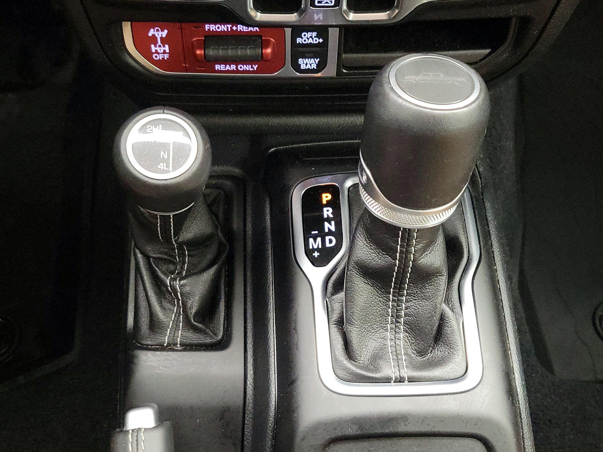 Thumbnail: 2023 Jeep Gladiator - 18