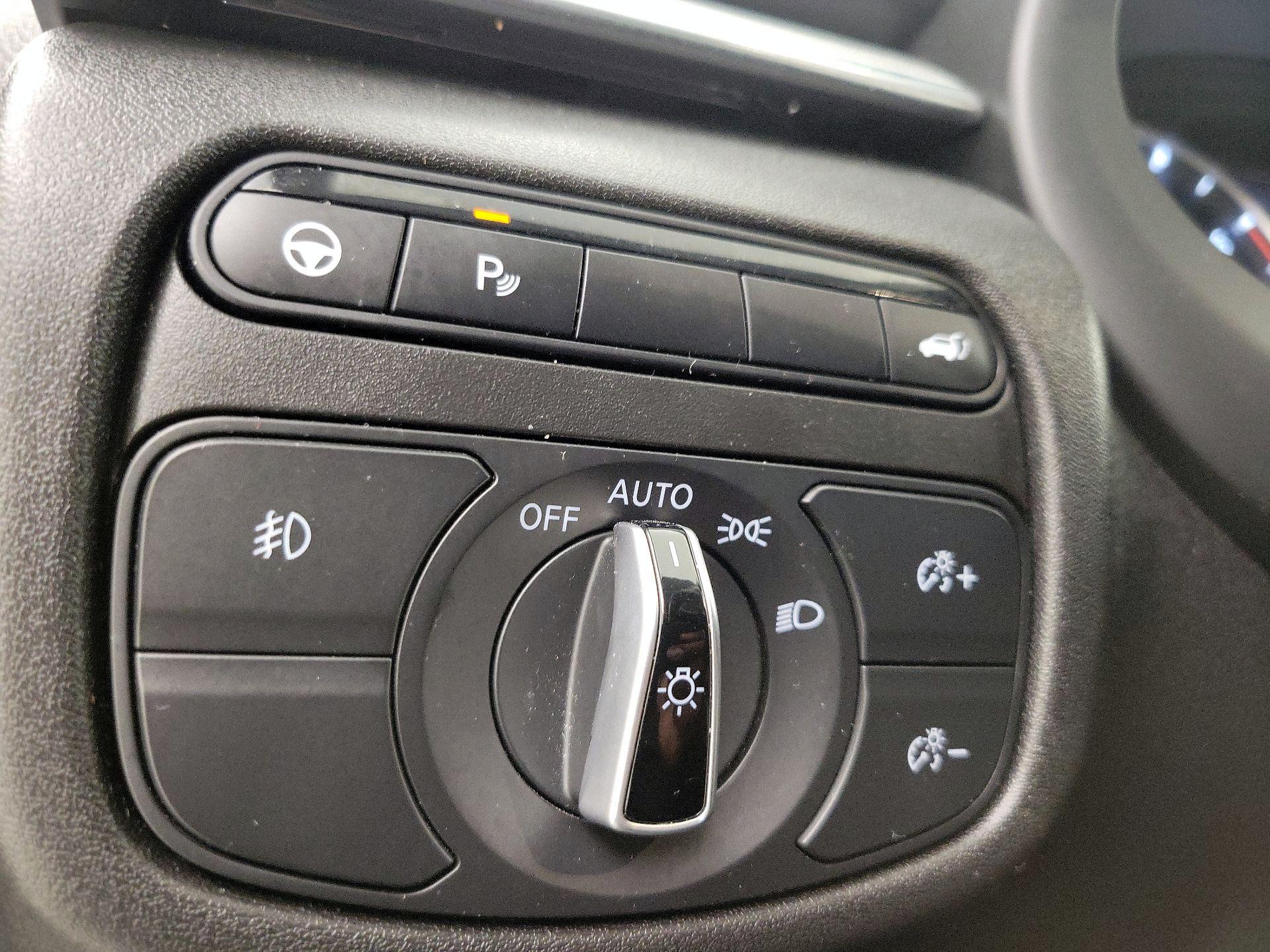 Thumbnail: 2021 INFINITI QX50 - 13