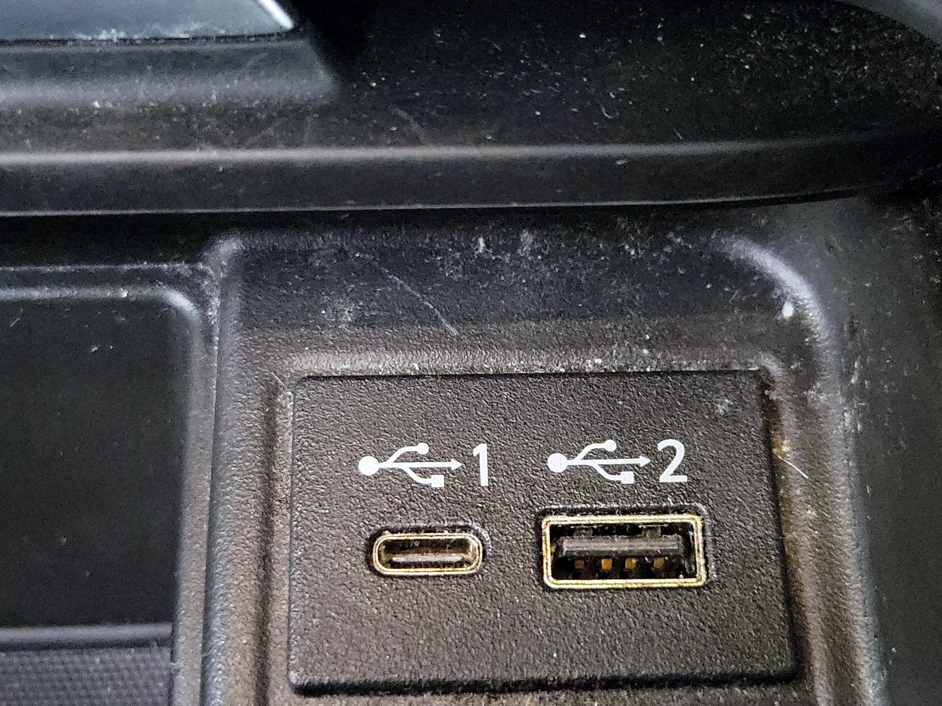 Thumbnail: 2021 INFINITI QX50 - 18