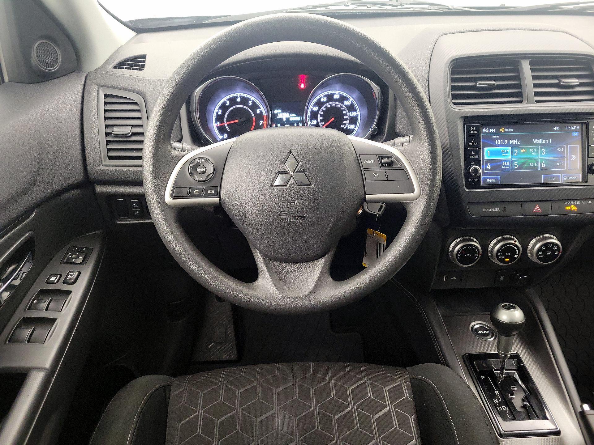 Thumbnail: 2024 Mitsubishi Outlander Sport - 10