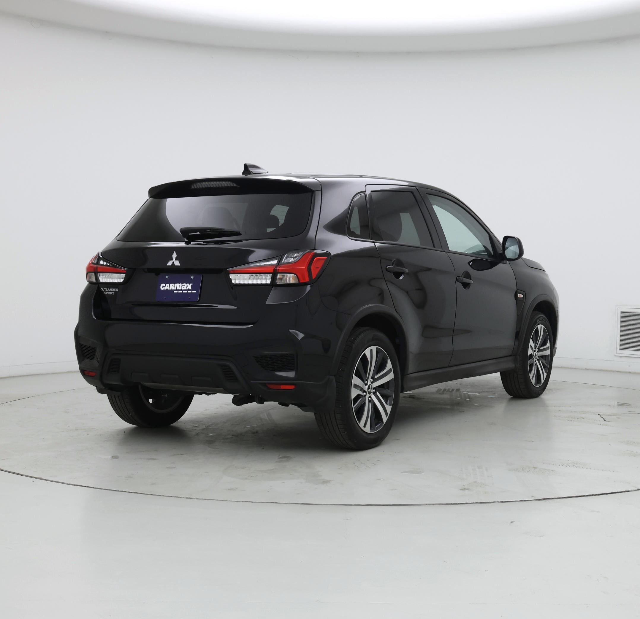 Thumbnail: 2024 Mitsubishi Outlander Sport - 8