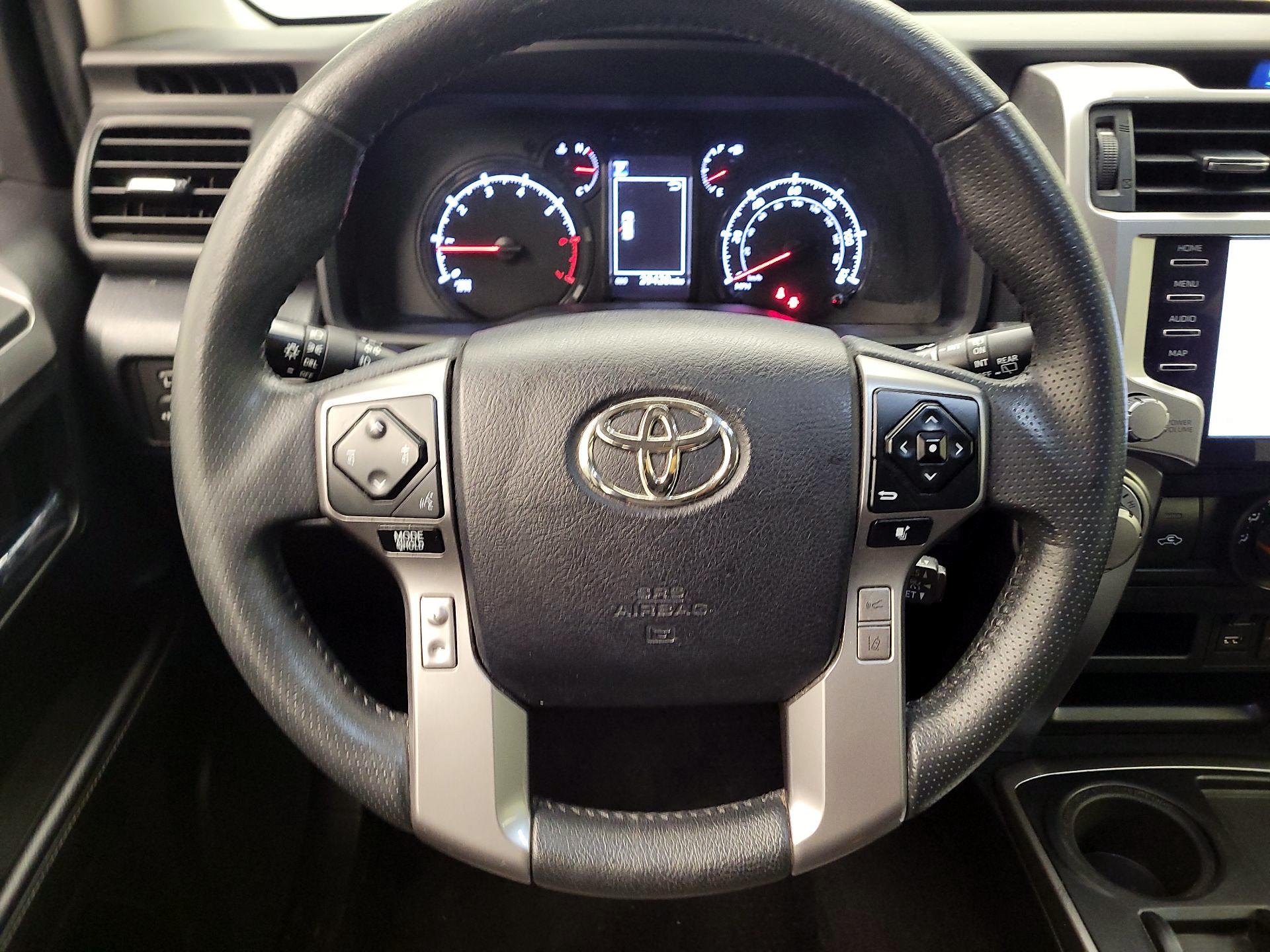 Thumbnail: 2023 Toyota 4Runner - 10