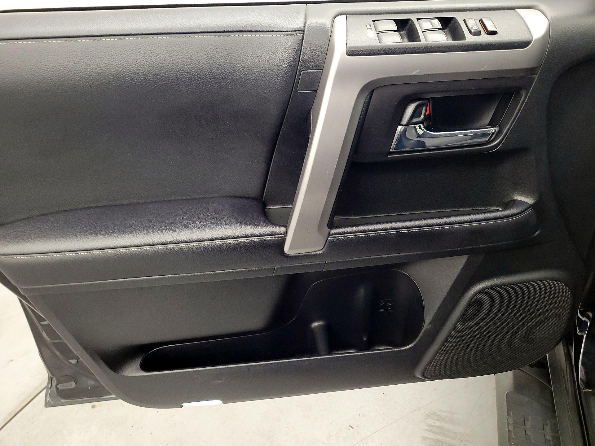 Thumbnail: 2023 Toyota 4Runner - 12