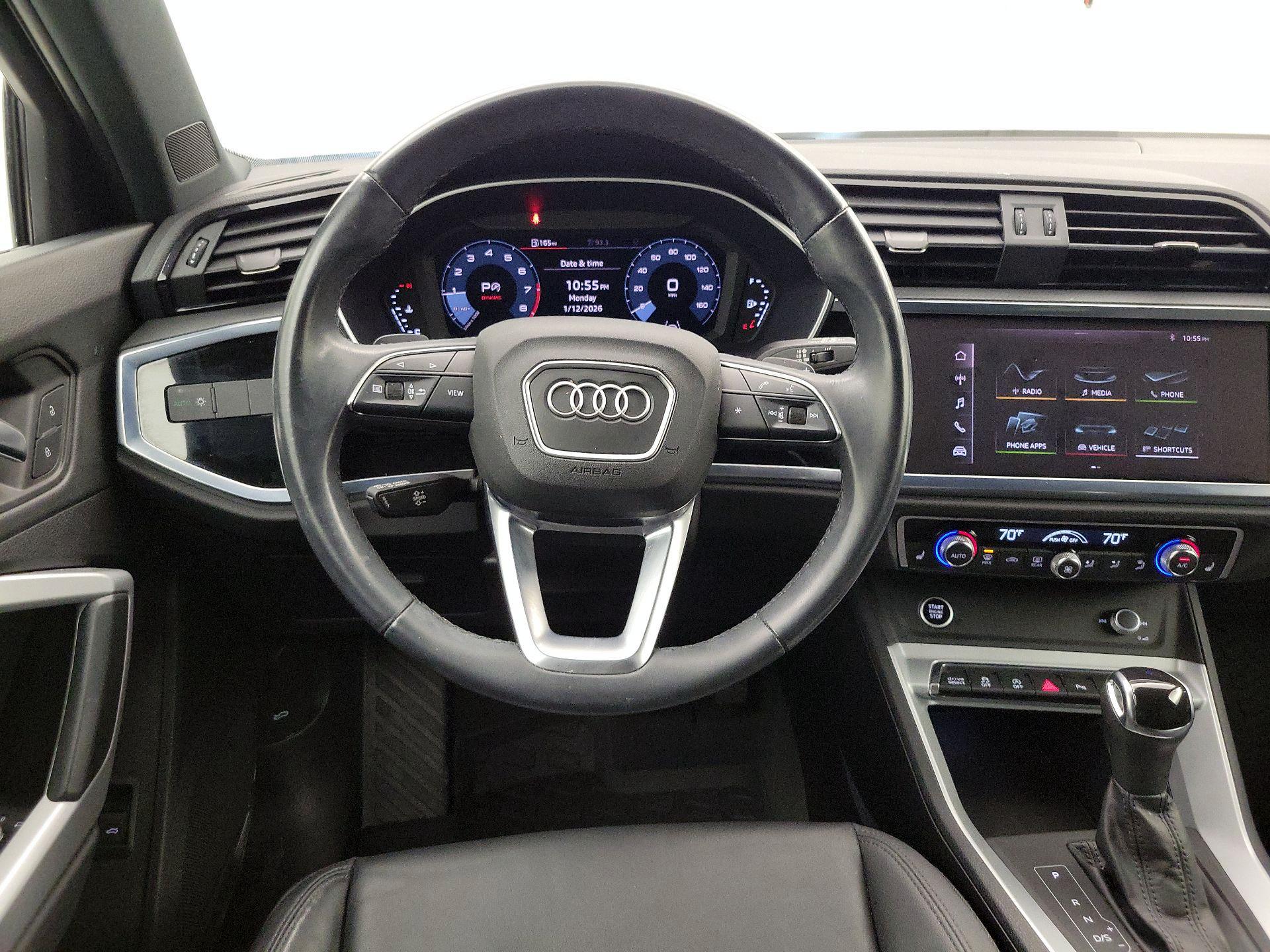 Thumbnail: 2021 Audi Q3 - 10