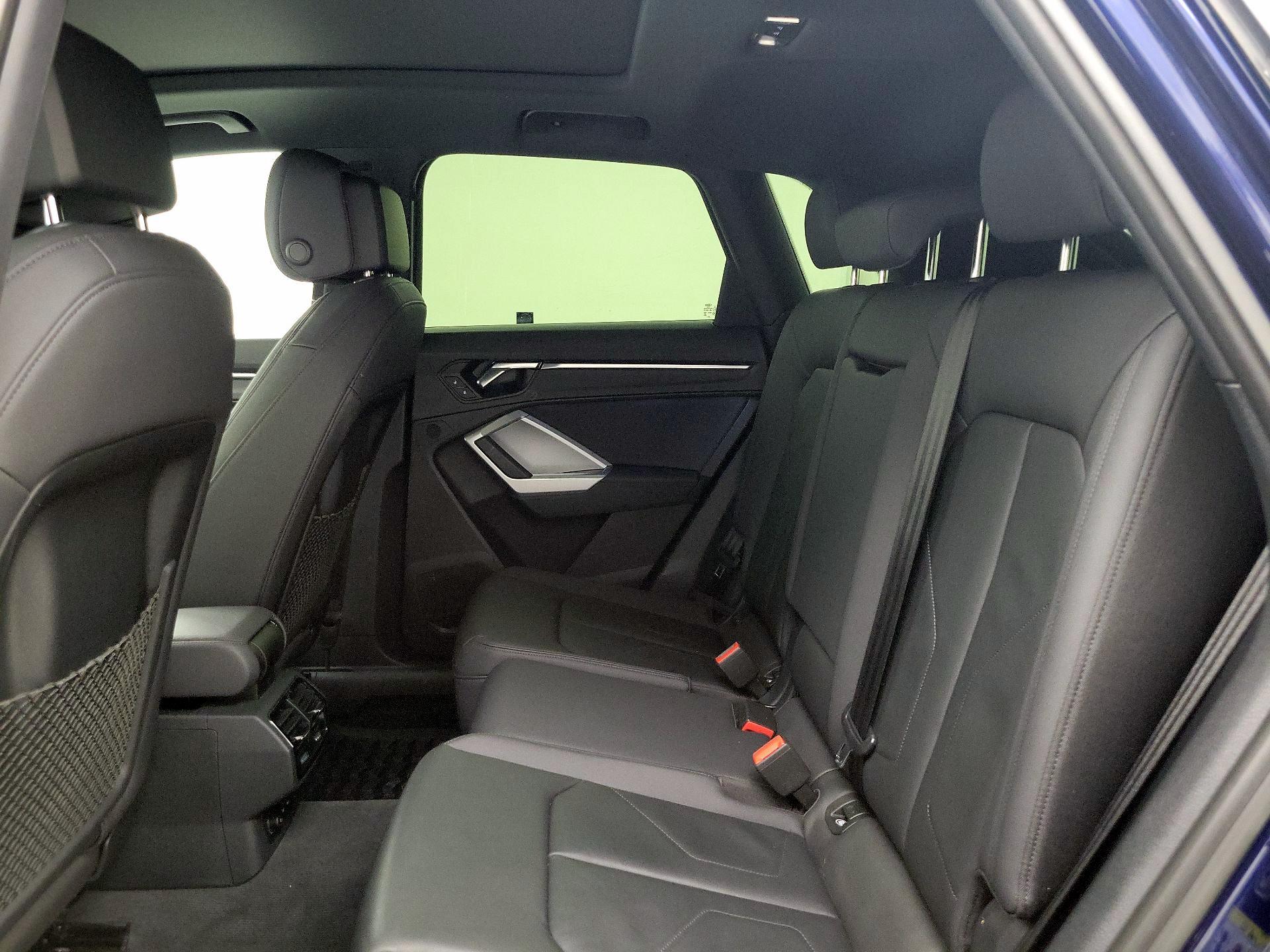 Thumbnail: 2021 Audi Q3 - 20