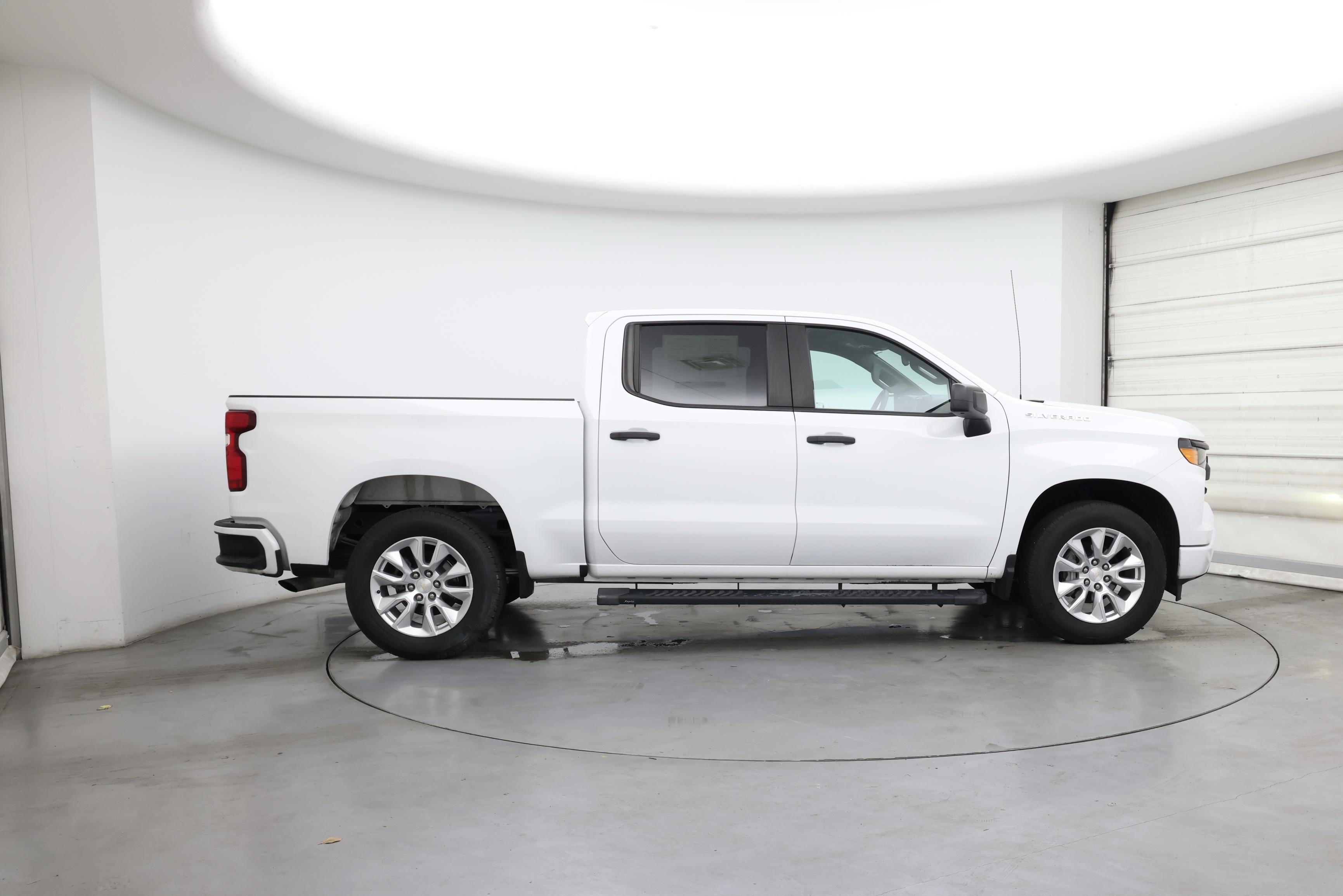 Thumbnail: 2022 Chevrolet Silverado 1500 - 7