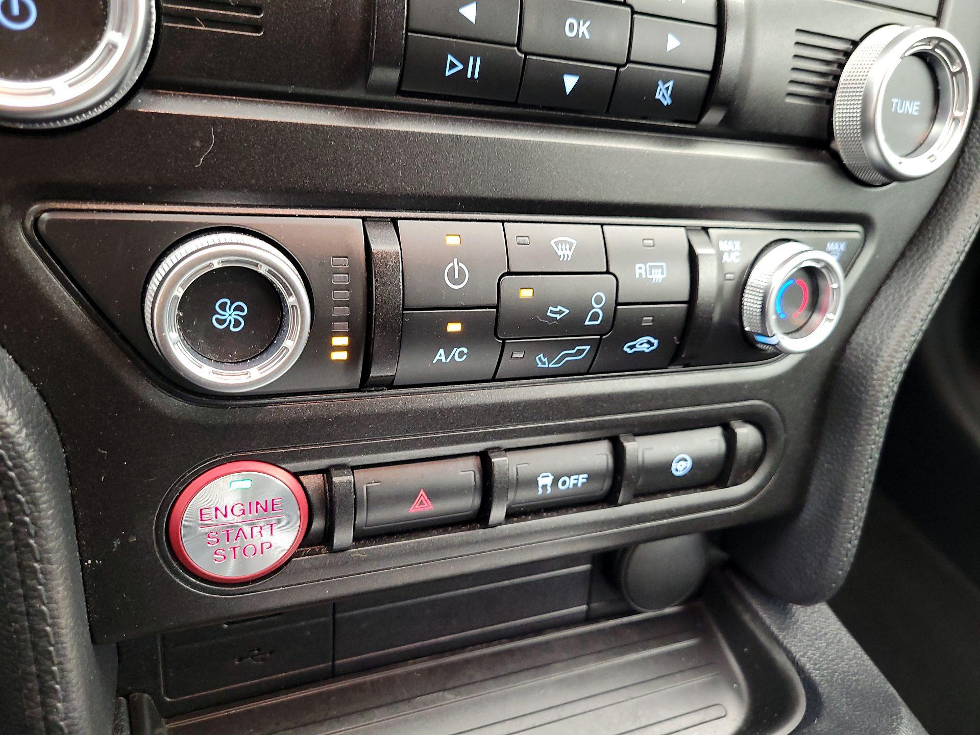 Thumbnail: 2022 Ford Mustang - 14