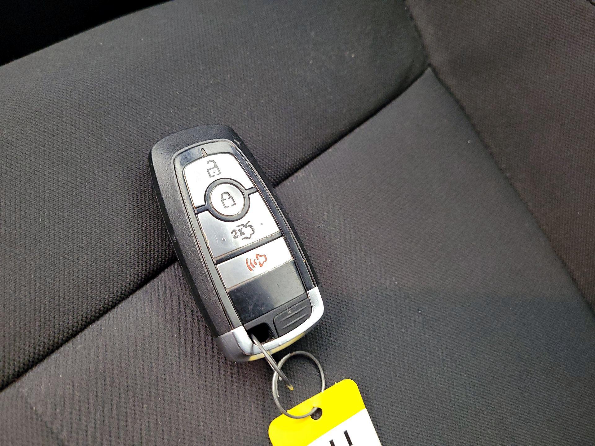 Thumbnail: 2022 Ford Mustang - 18