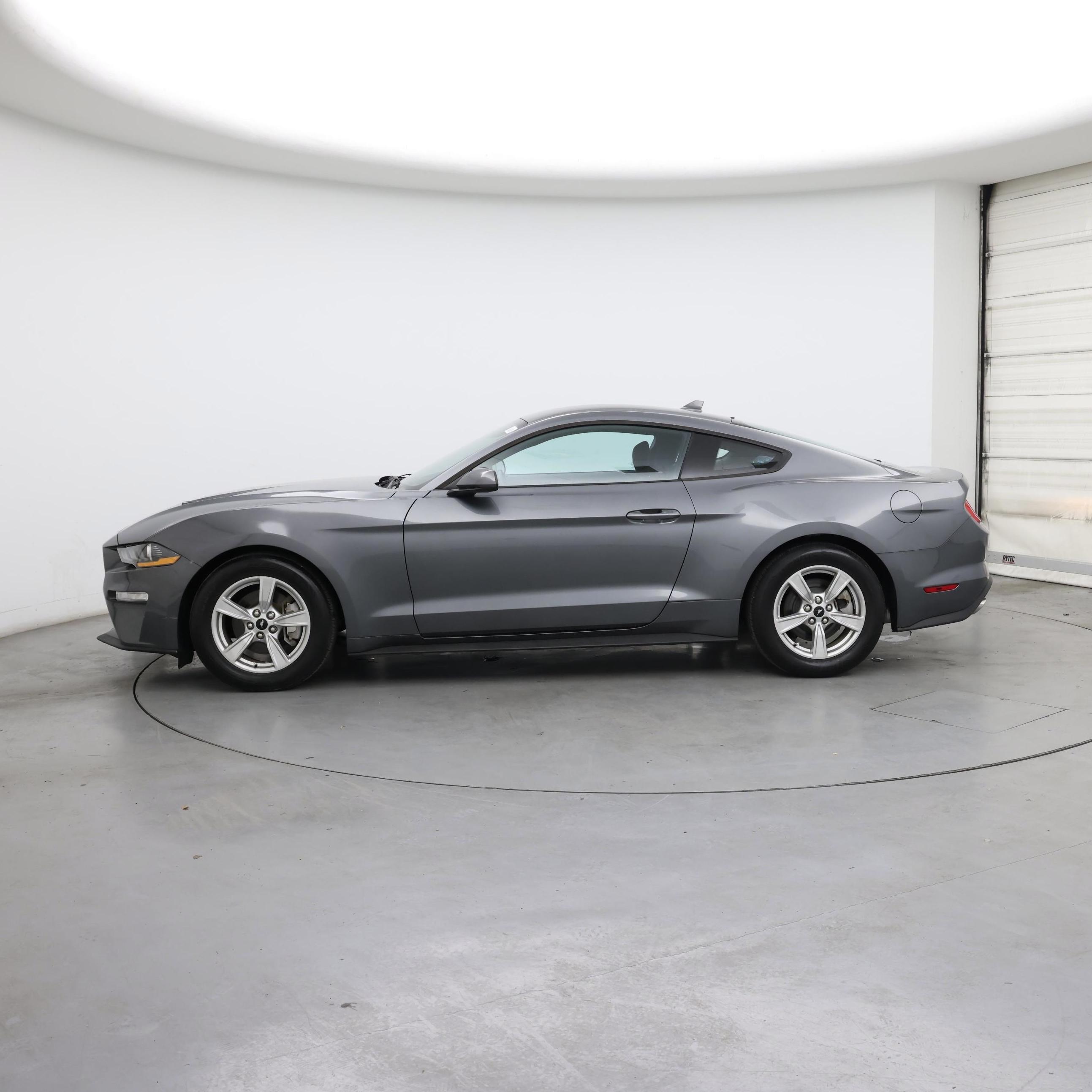 Thumbnail: 2022 Ford Mustang - 3