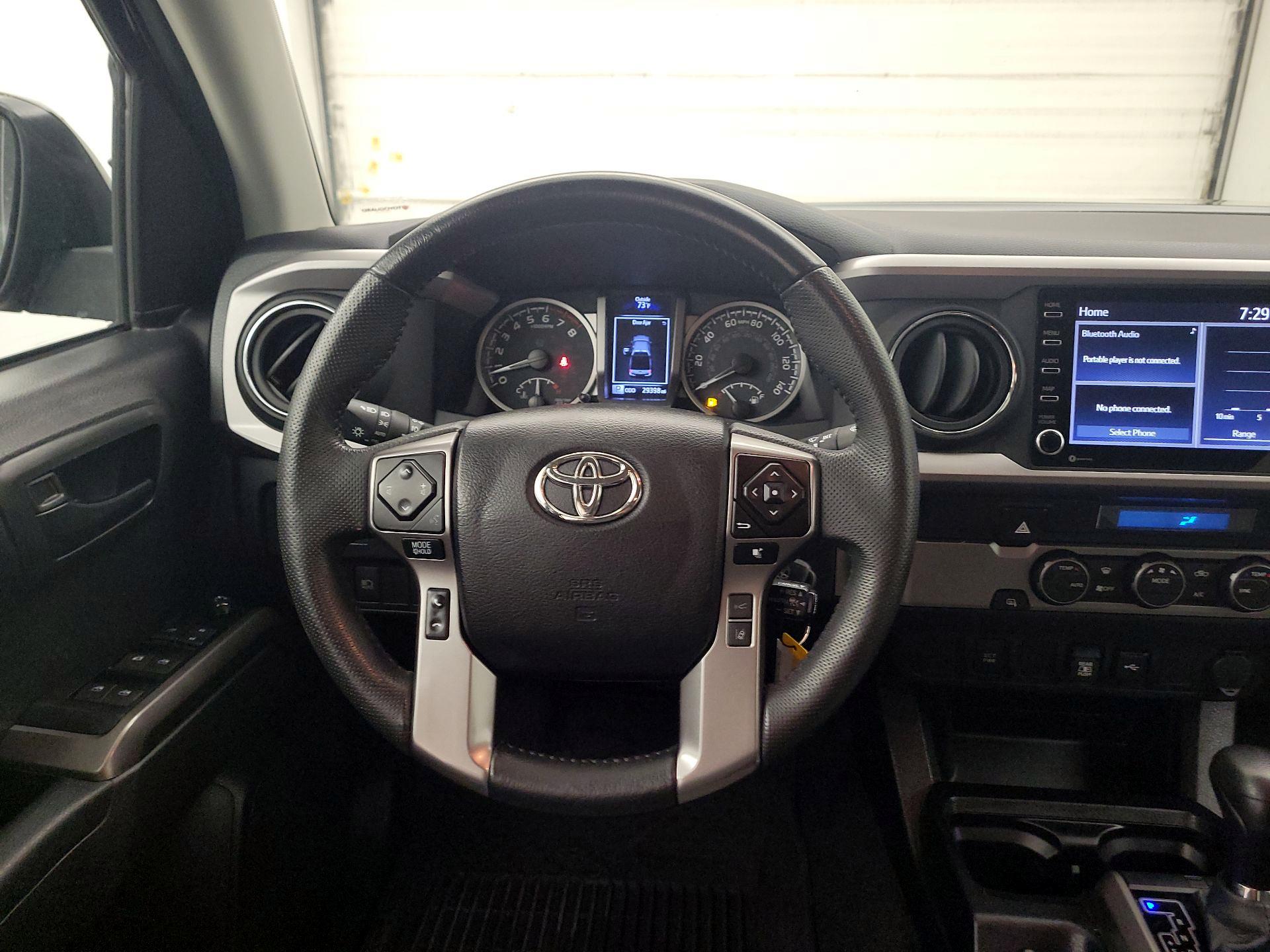 Thumbnail: 2022 Toyota Tacoma - 10