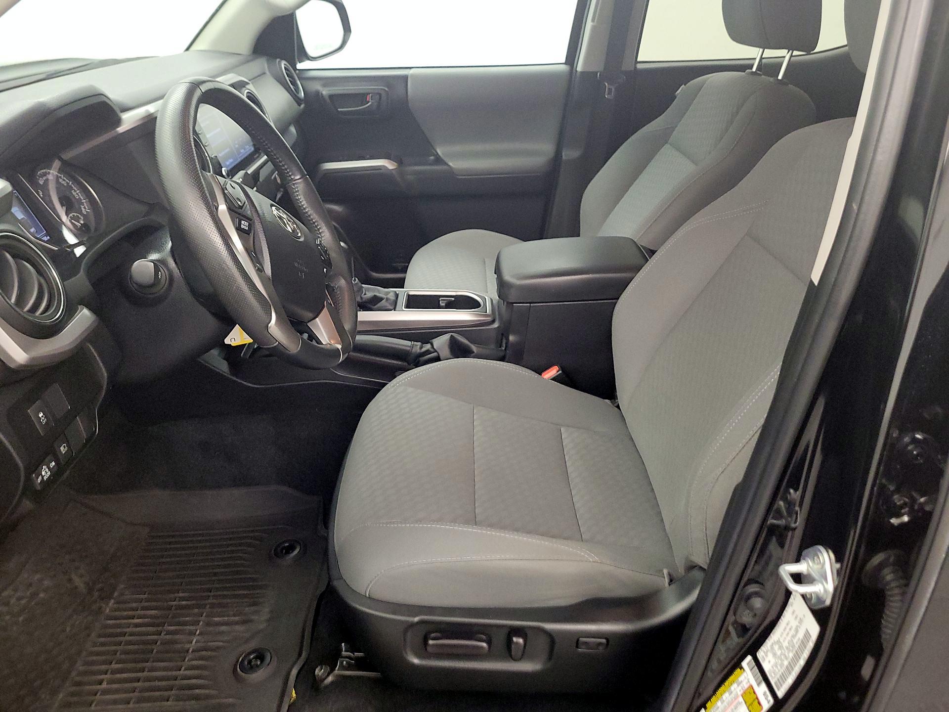 Thumbnail: 2022 Toyota Tacoma - 11