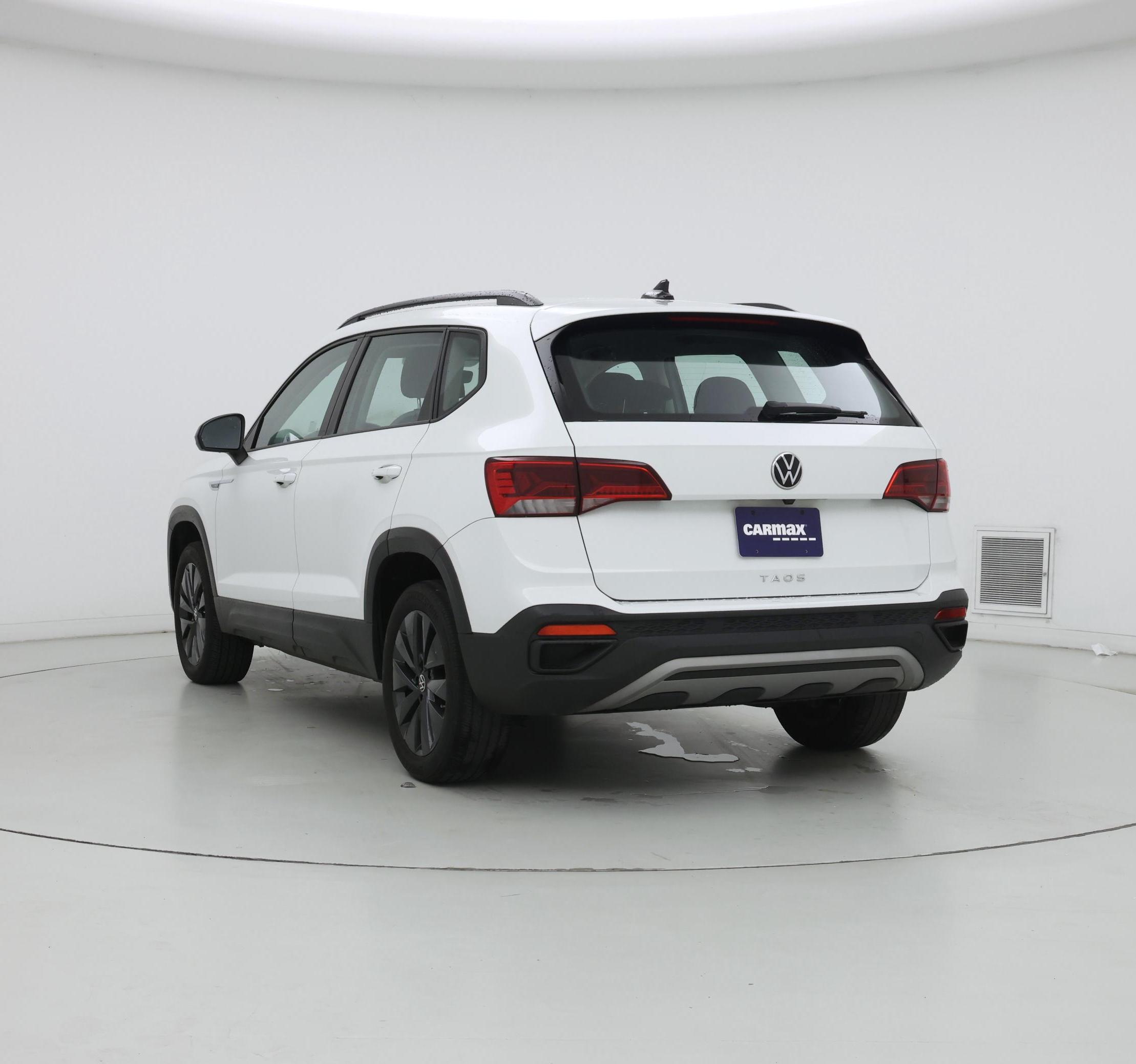 Thumbnail: 2023 Volkswagen Tiguan - 2