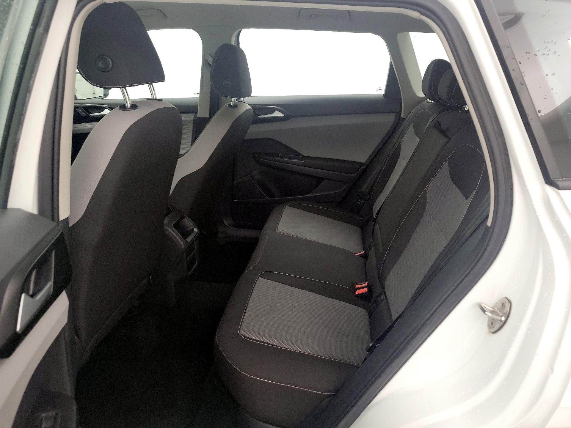 Thumbnail: 2023 Volkswagen Tiguan - 19