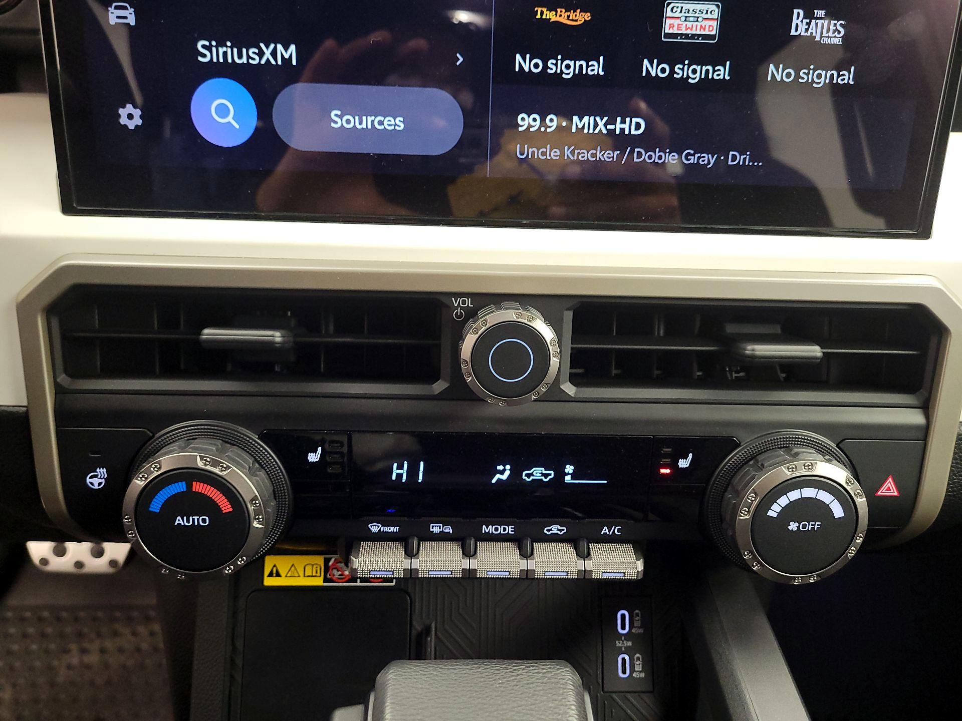 Thumbnail: 2024 Toyota Tacoma - 14