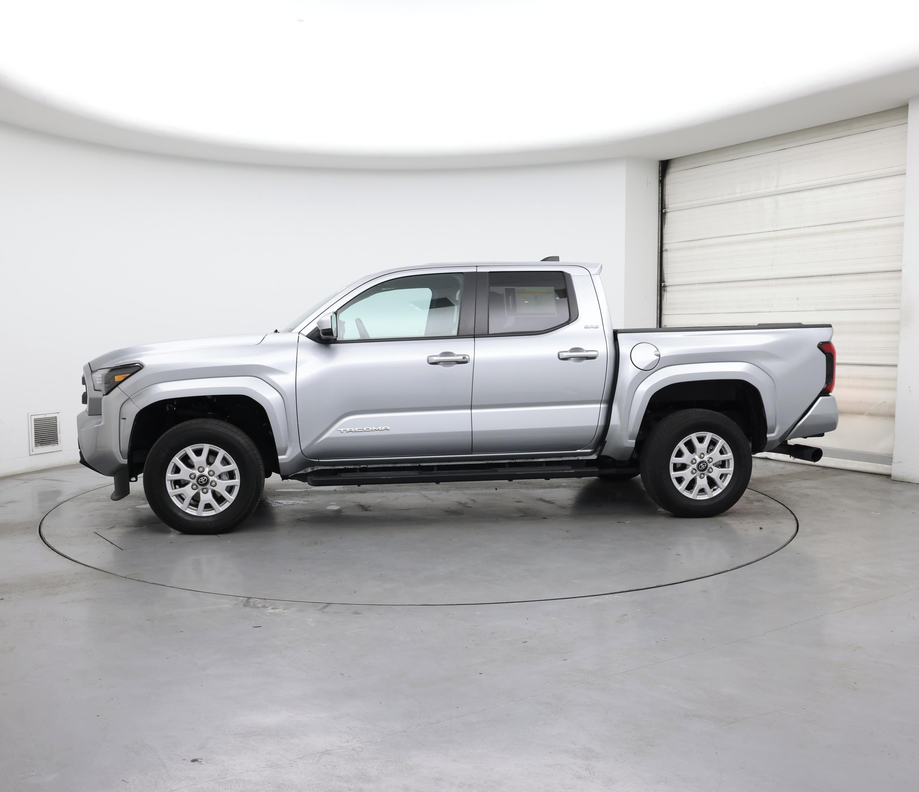 Thumbnail: 2024 Toyota Tacoma - 3