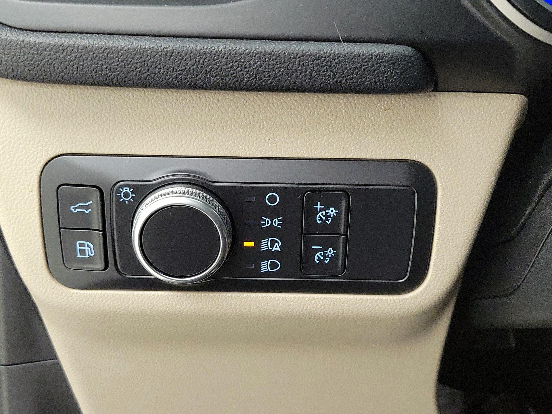 Thumbnail: 2020 Ford Escape - 13