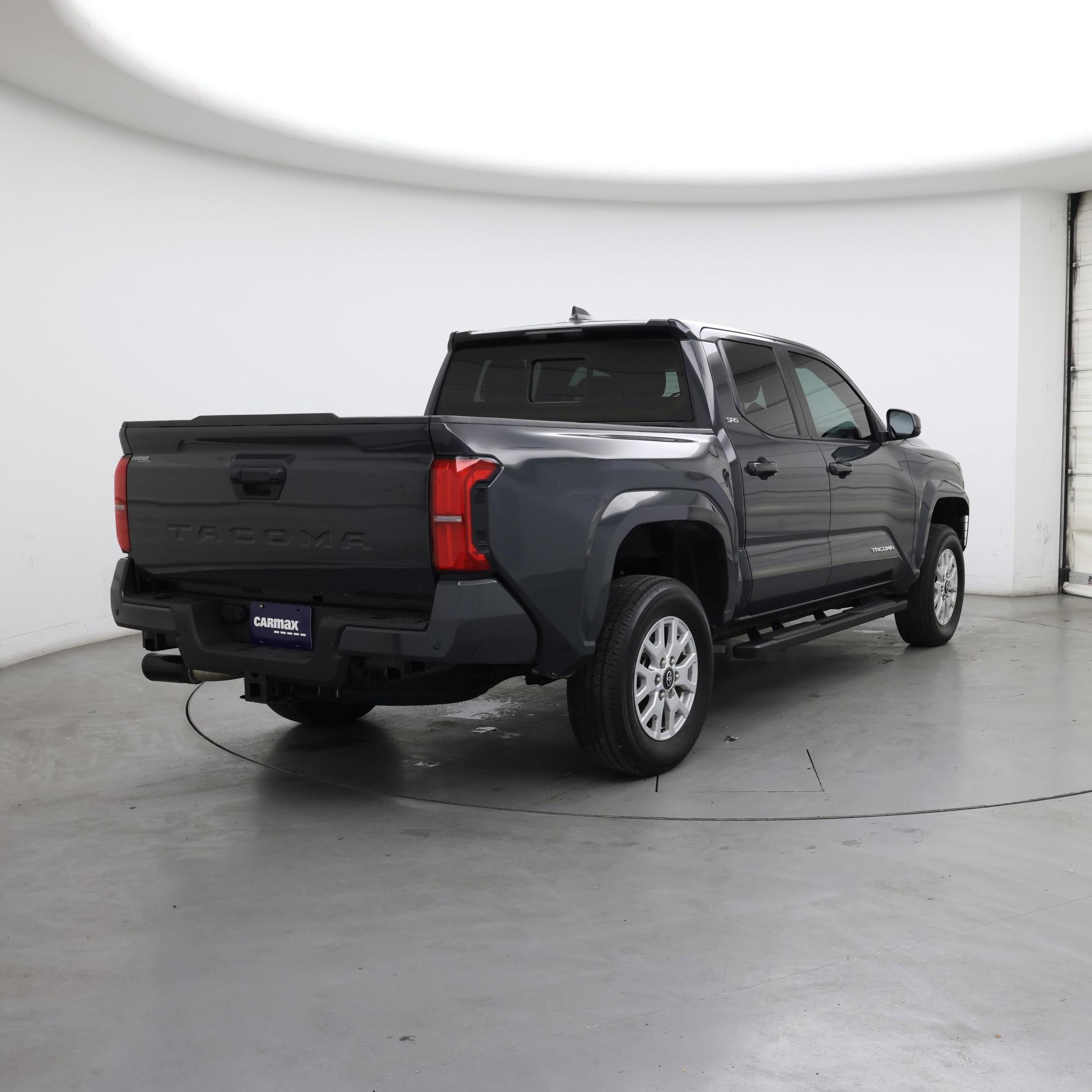 Thumbnail: 2024 Toyota Tacoma - 8