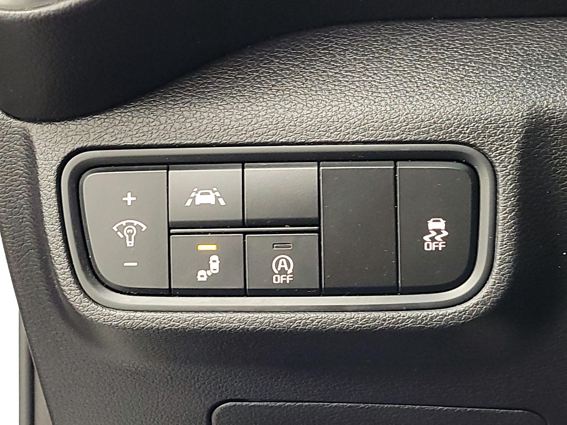 Thumbnail: 2020 Kia Soul - 13